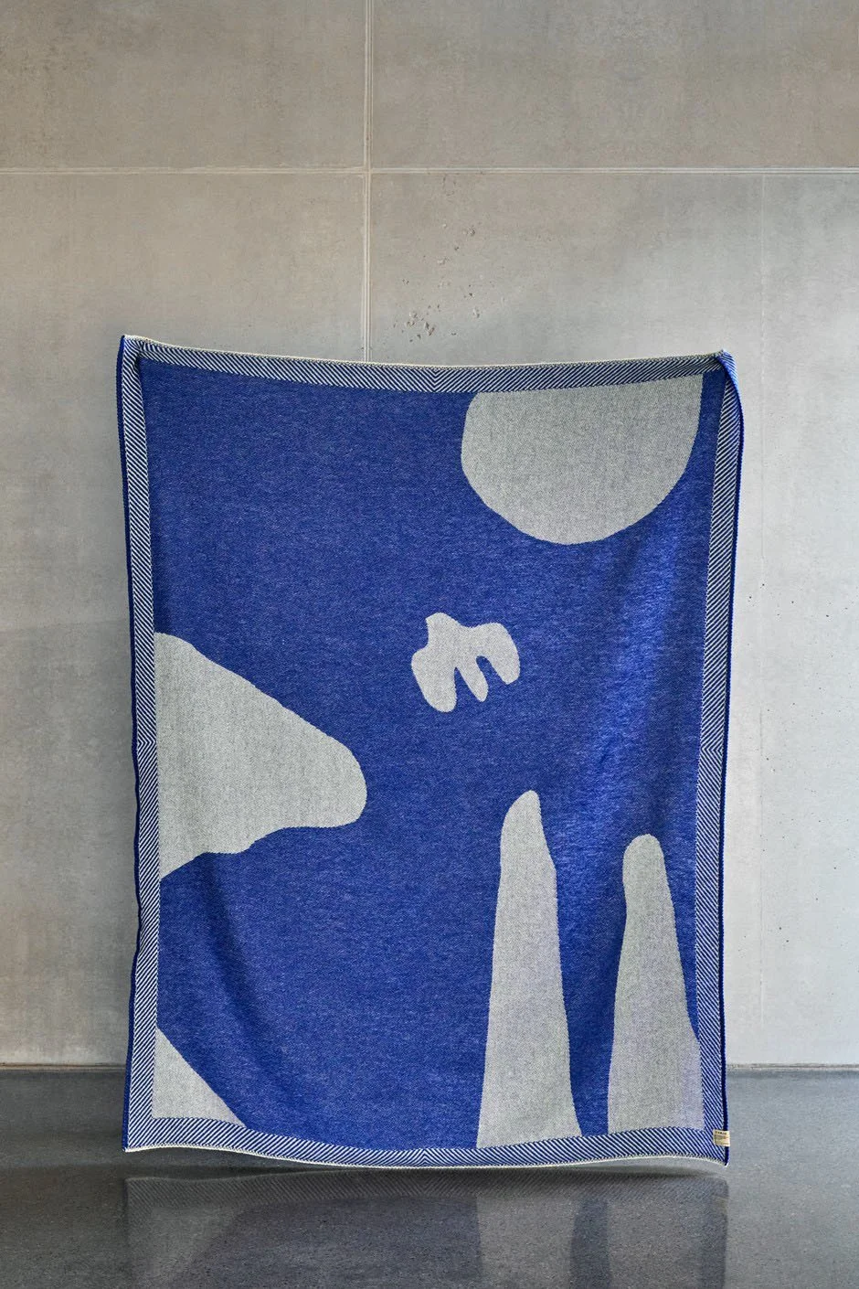 Røros Tweed / House on the hill