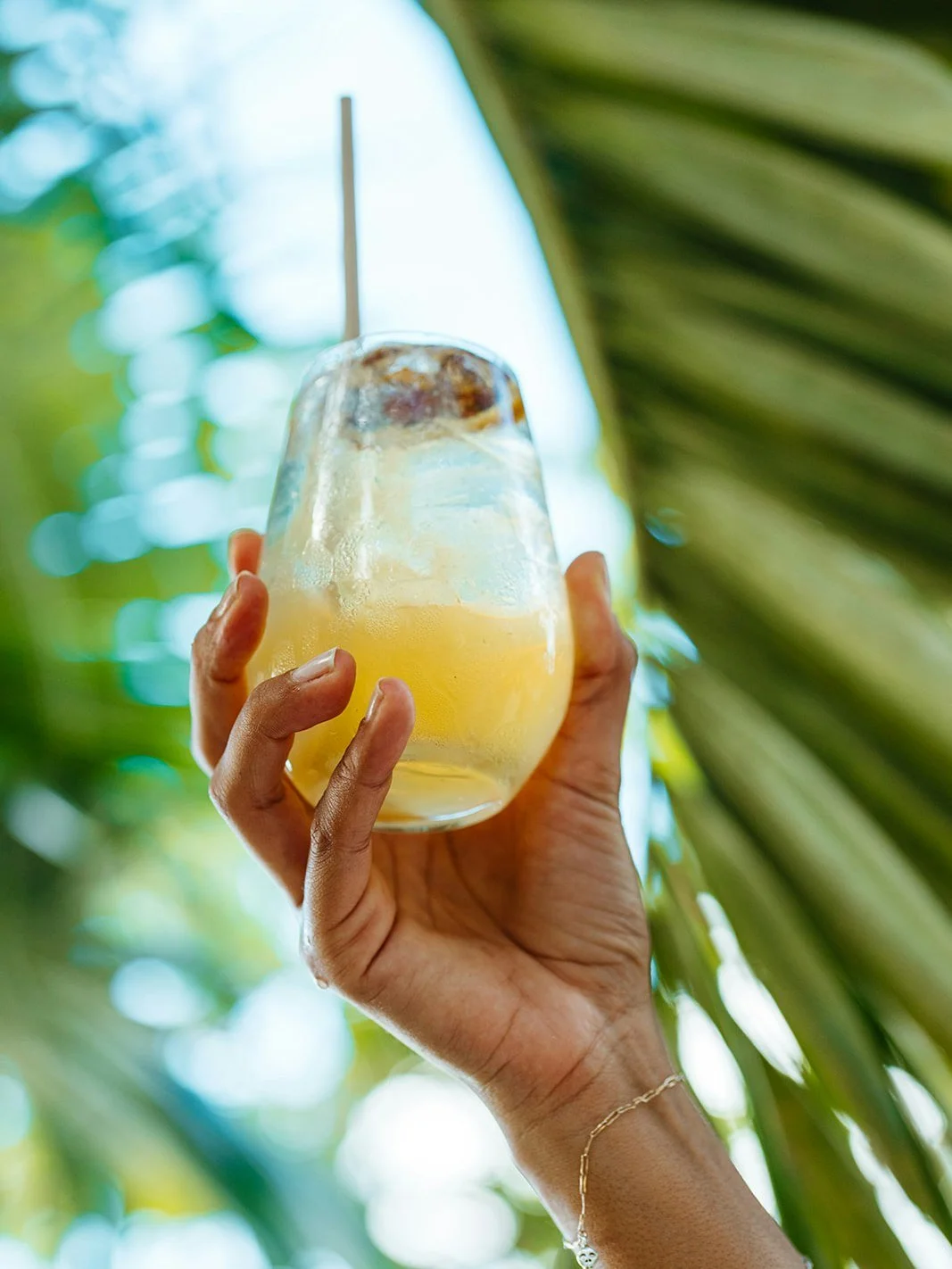 The Shack is where weekends feel easy &rarr; C H E E R to the weekend, Hull Bay style 😎 

---
#theshack #beachbar #stthomas #usvirginislands #usvi #hullbay #foodtruck #hideawayhullbay #hideawayfarm #foodandtravel #foodanddrink #foodandbeverage #stth