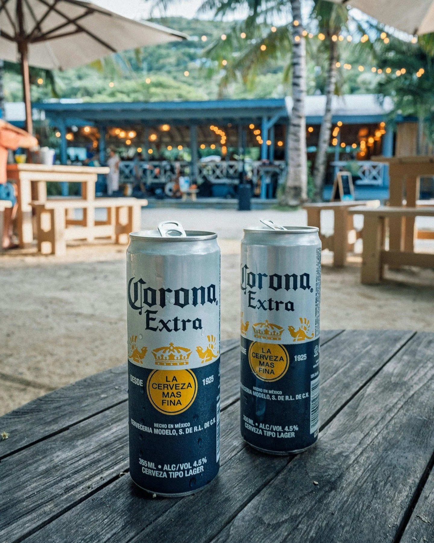 Cold beers and @lourdesandtheswitch. You have another chance to enjoy both tonight. One of the best bands on the island, we&rsquo;re lucky that they are regulars here at The Shack. Come grab a cold drink and enjoy live music at sunset this tonight fr