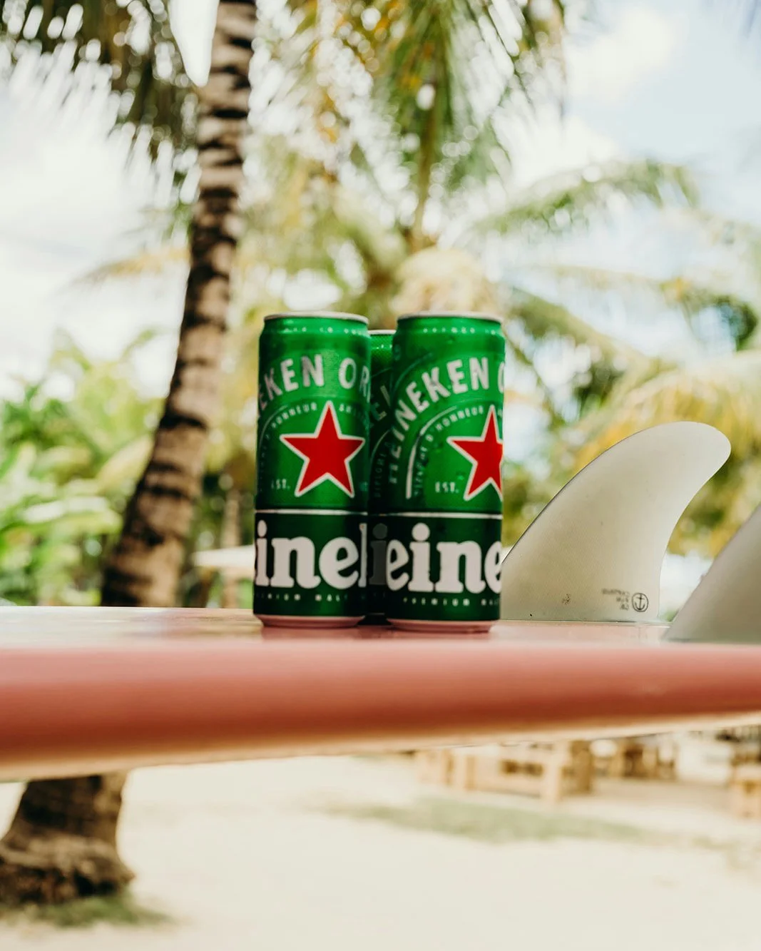 Combining a few of our favorite things. A good day on the water and a cold drink after. Pretty perfect. [Stop by from 3 - 5 PM for Heine-Time Happy Hour, featuring $4 Heinekens.] 🌴 

...

#stthomas #usvi #usvieats #USVirginIslands #virginislands #ca