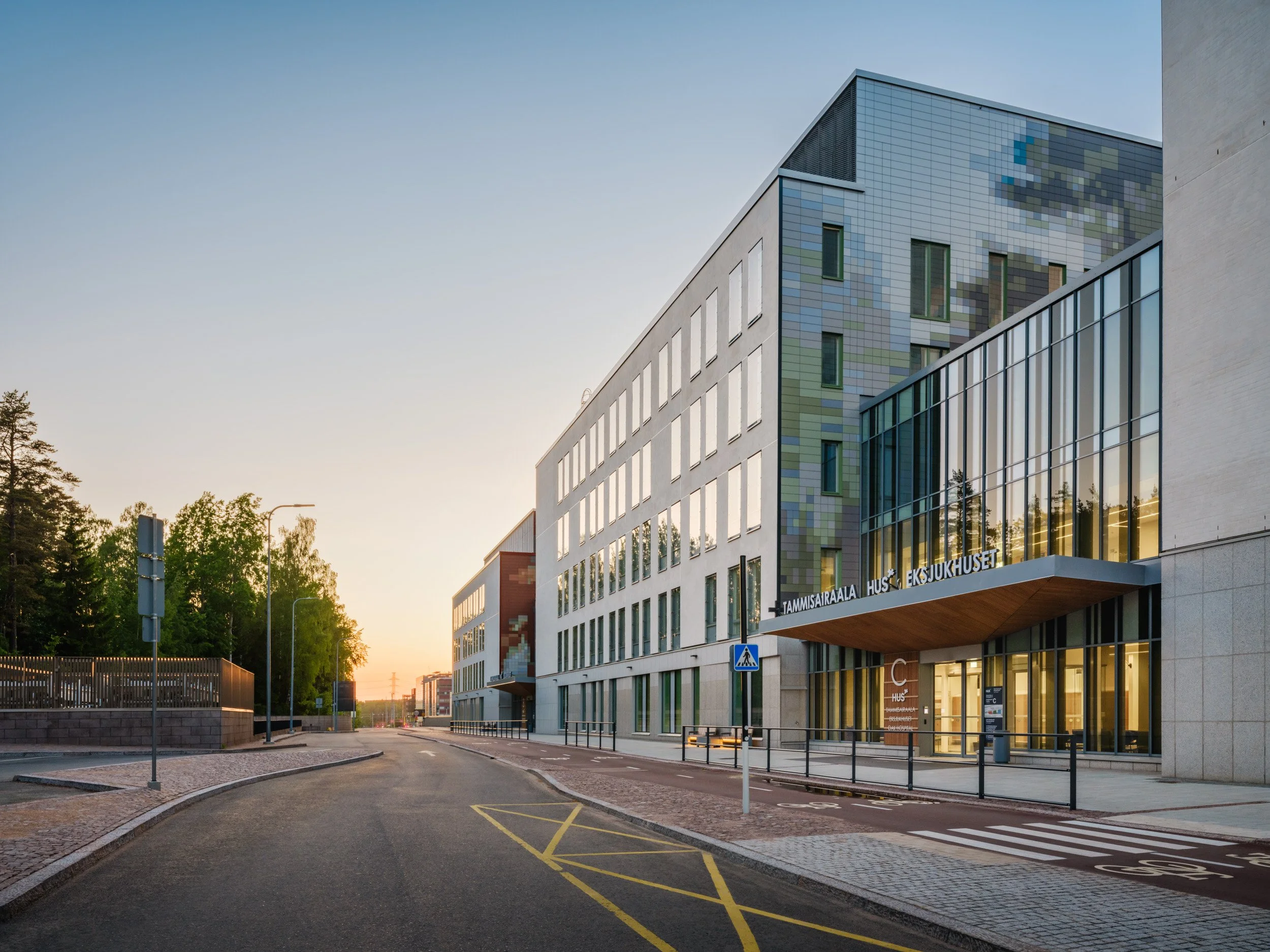 Hoitoalan rakennukset