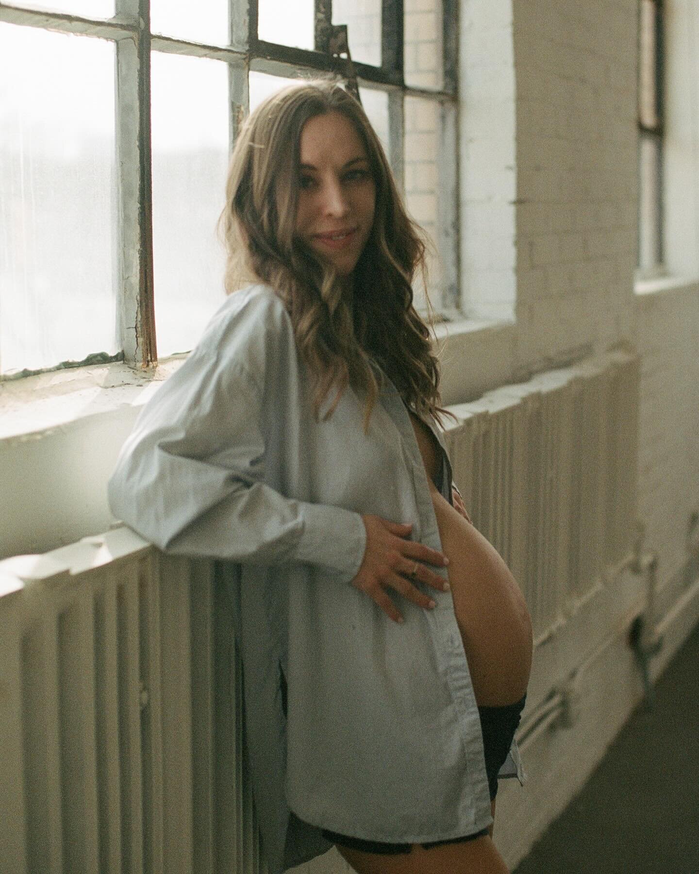 the palpable love as a new mama grows her beautiful baby &mdash; shot on film🎞️