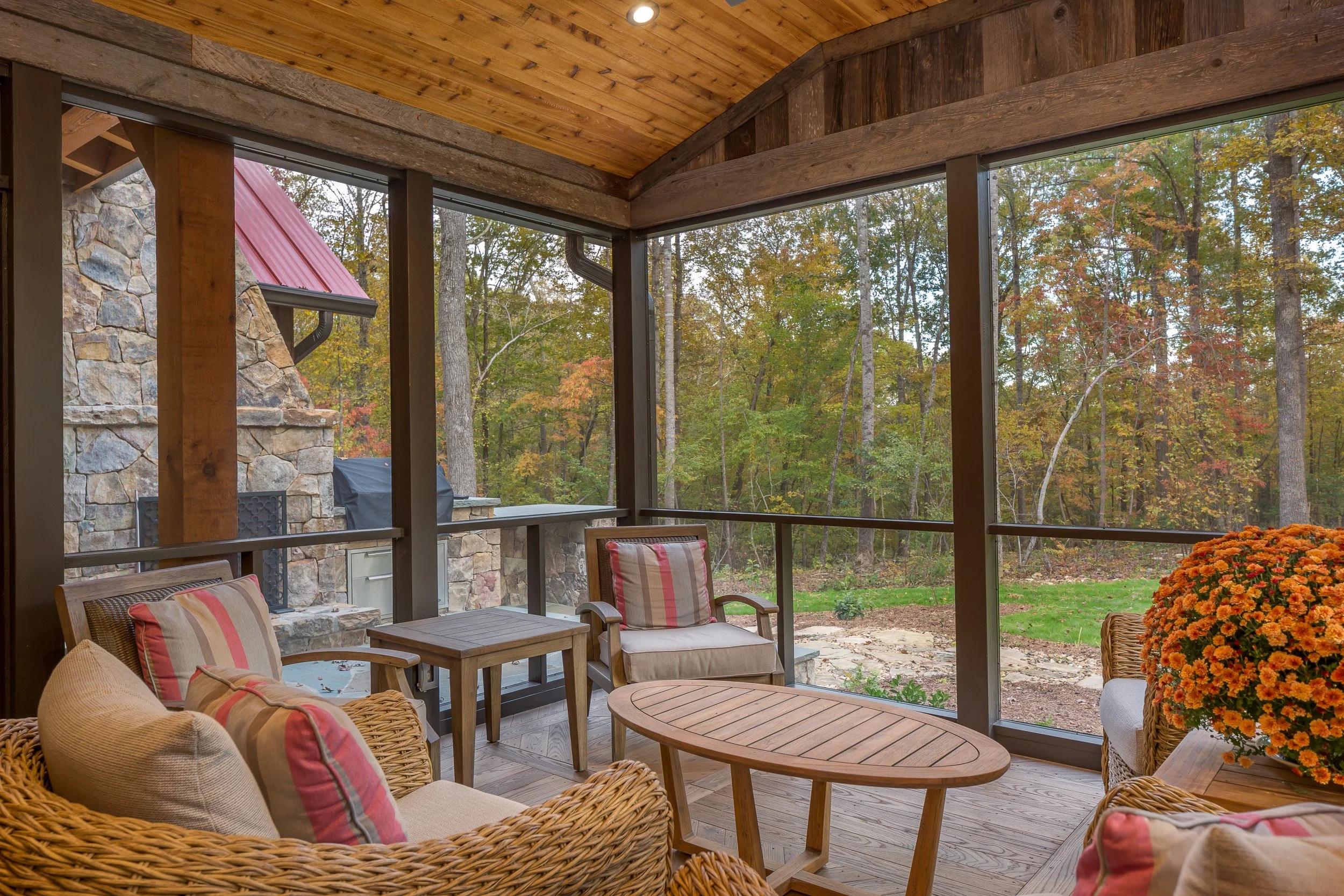 reclaimed-wood-house-042.jpg