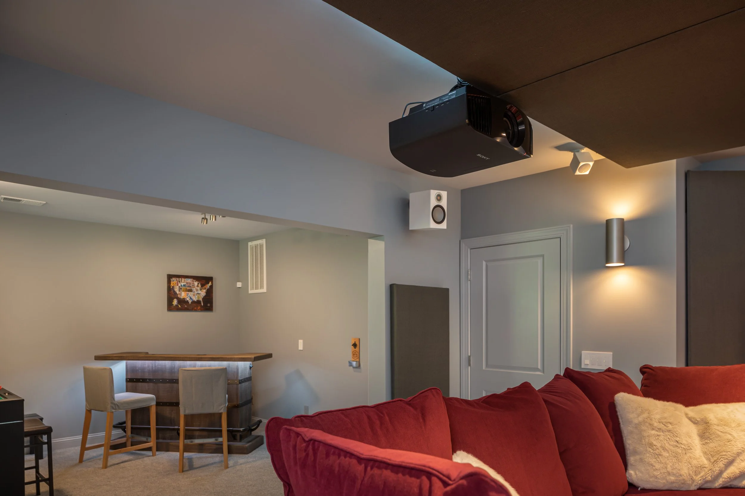 white-iris-home-theater-9.jpg