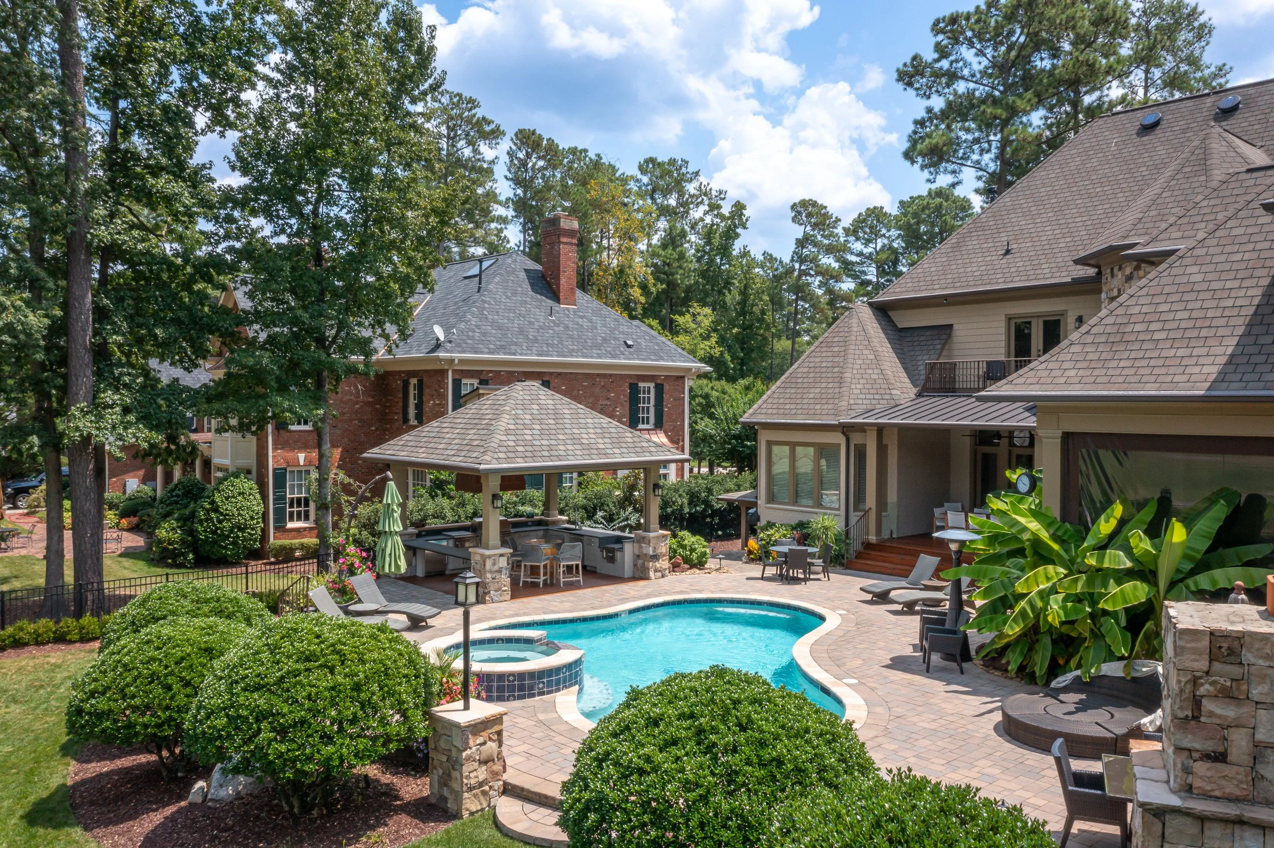 fairway-cabana-2.jpg