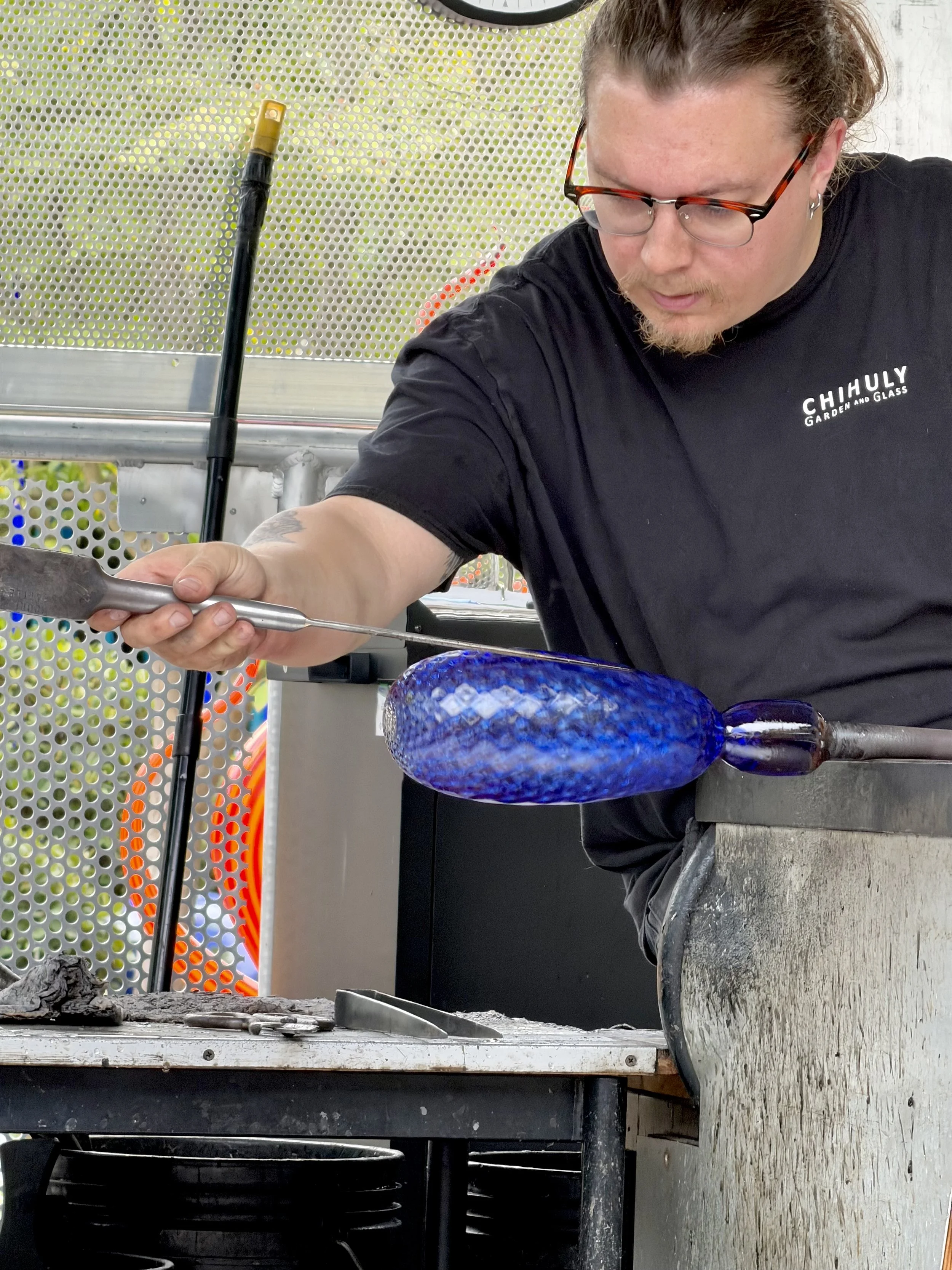  Glass blowing demonstration at the Dale Chihuly Museum in Seattle, Washington 