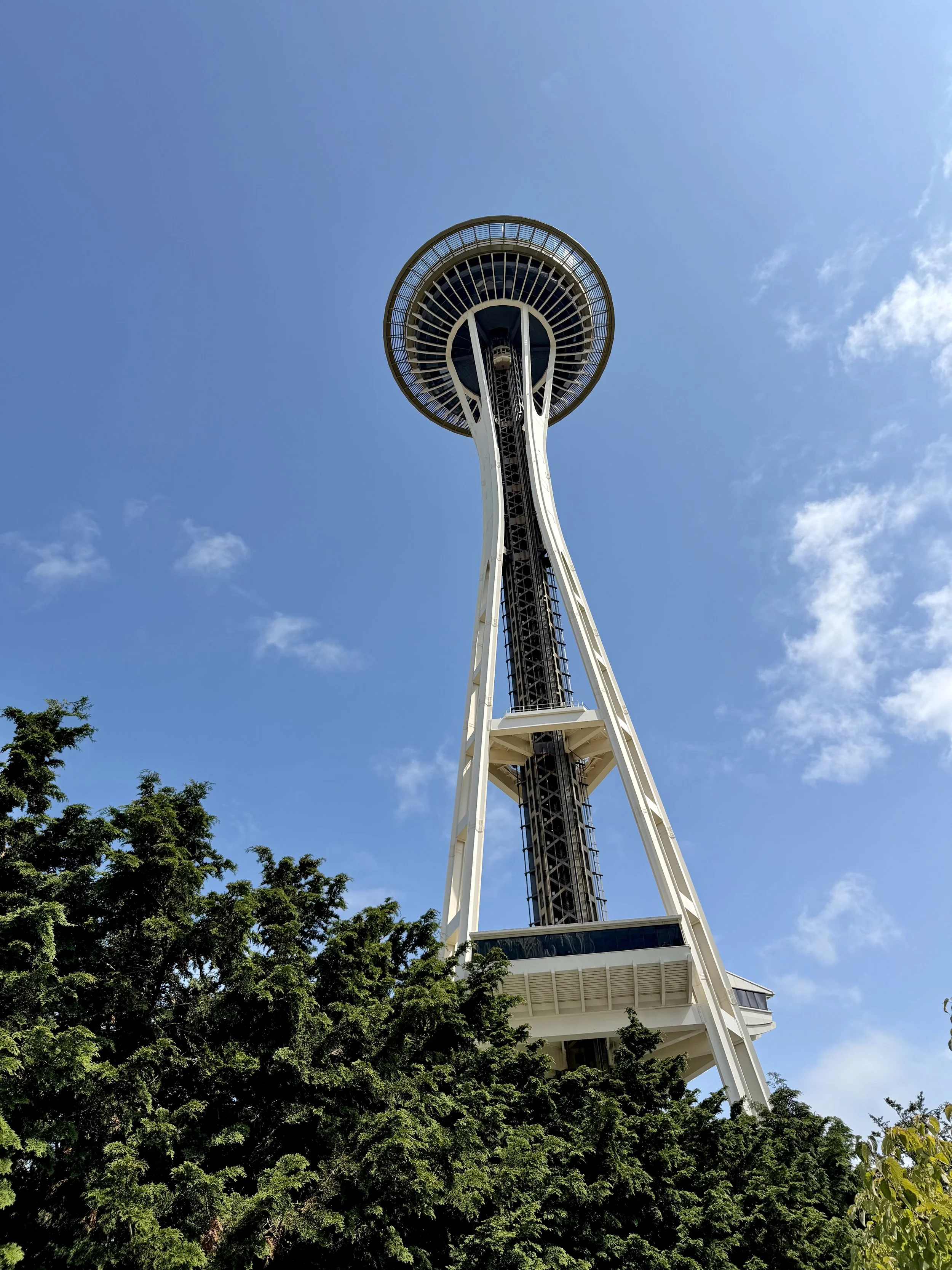  Relatively rare blue skies at the Space Needle in Seattle, Washington 