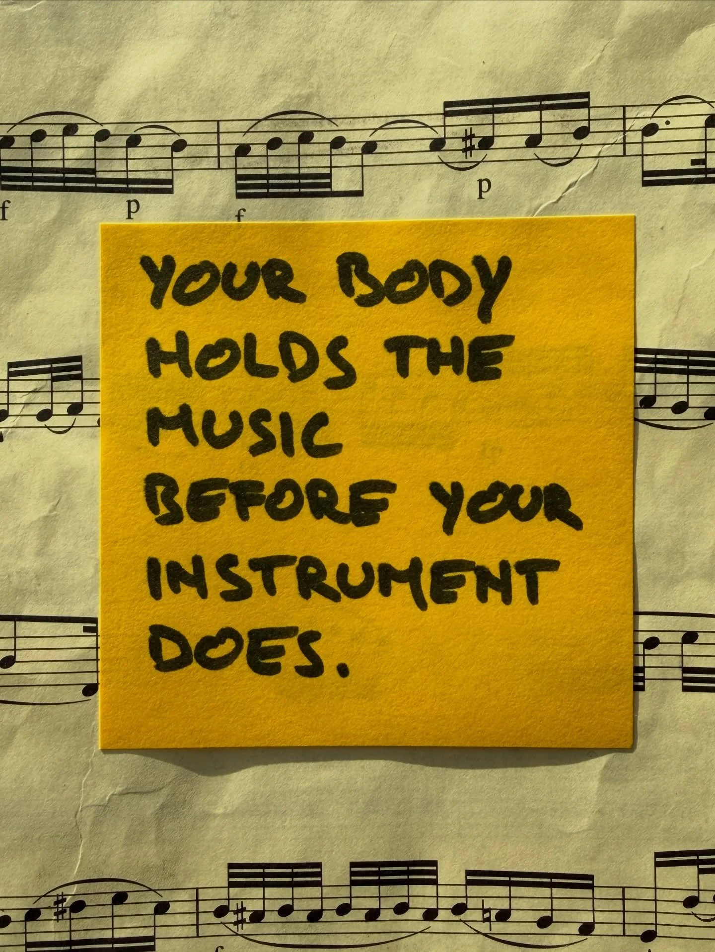I recently finished reading Home Body by Rupi Kaur.
As I was reading, I kept writing small notes to myself of the things that apply to my life and are worth remembering. 

Friday Notes to Self 📝 is a weekly series where I share those kinds of though