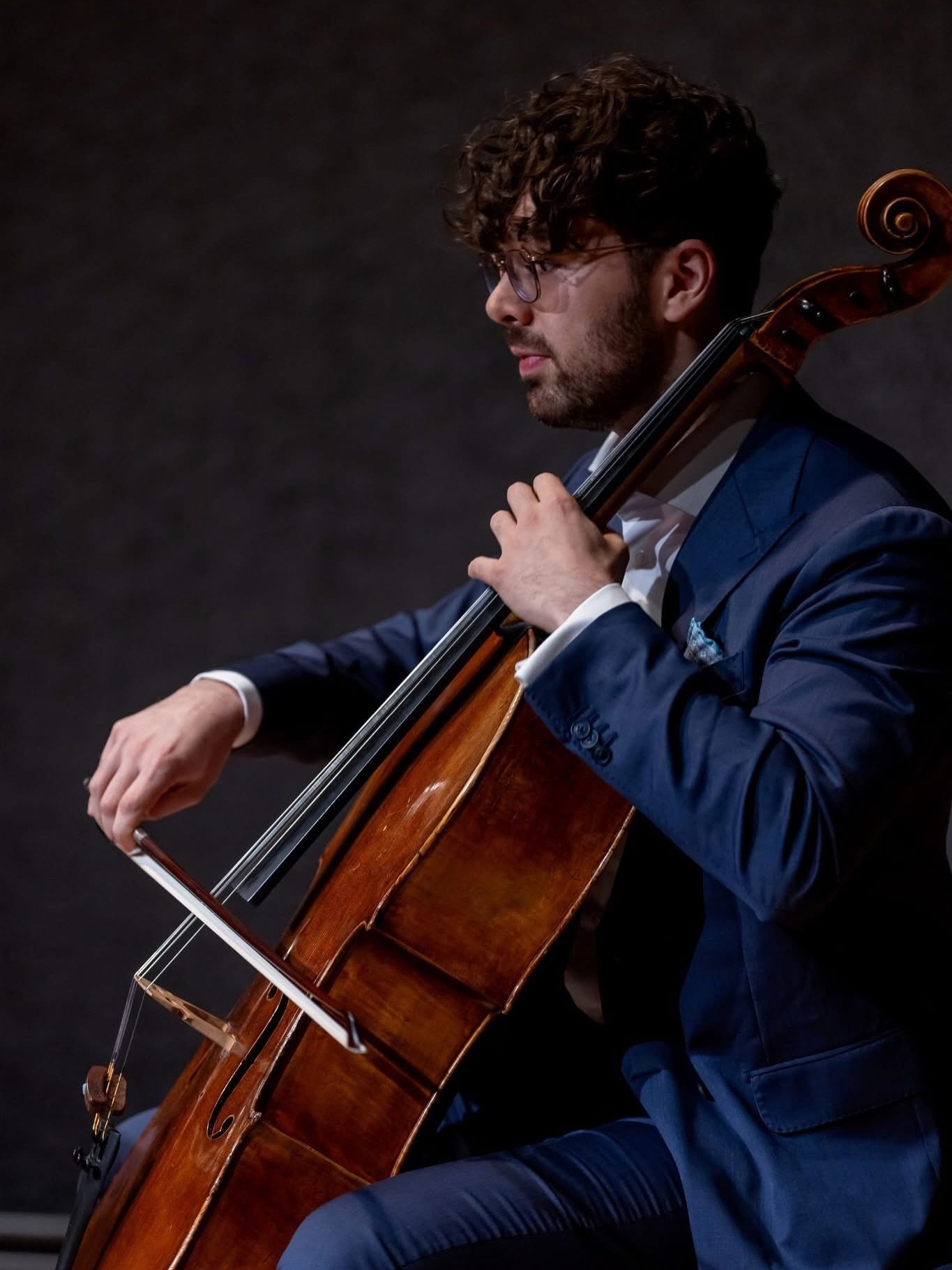 Last chamber music performance of 2025.

Thank you to everyone who came to this concert a few days ago, and to everyone who showed up to any of my concerts throughout the year. Your presence, attention, and support are what make all of this meaningfu