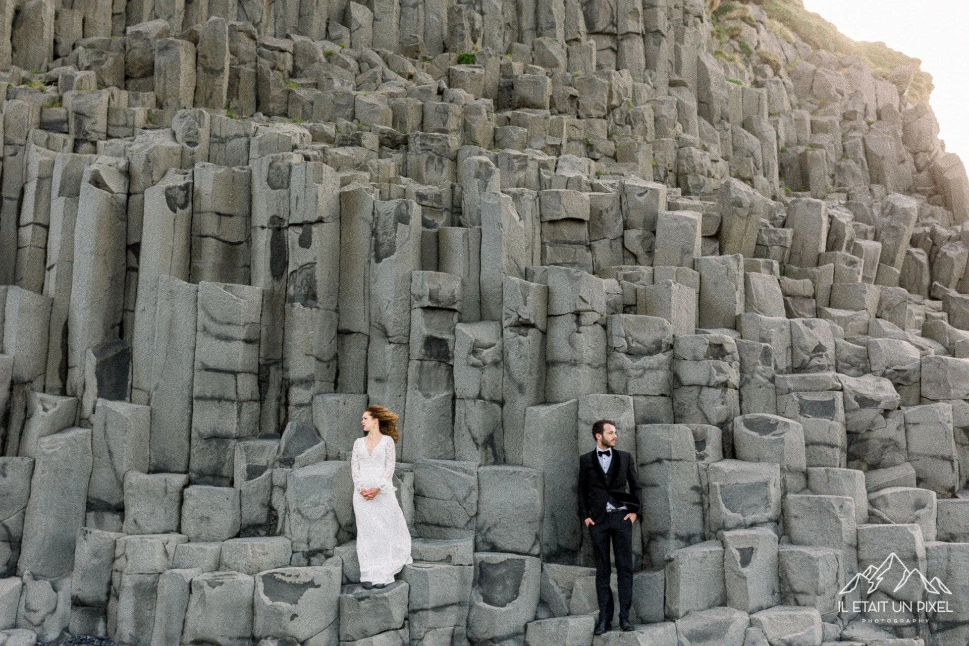 Iceland elopement photo shoot