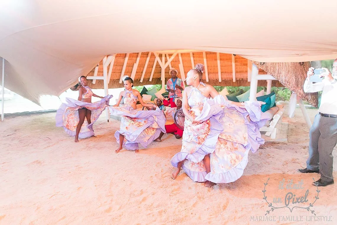 iletaitunpixel-jeremie-sangare-fine-art-destination-wedding-elopement-photographer-reportage-mariage-mauritius-island-indian-ocean-cartmn_0661-1140px.jpg