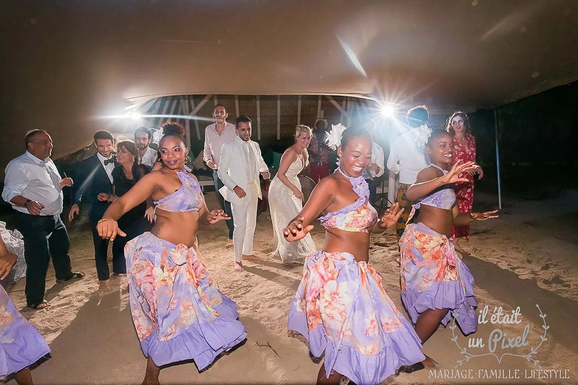 iletaitunpixel-jeremie-sangare-fine-art-destination-wedding-elopement-photographer-reportage-mariage-mauritius-island-indian-ocean-cartmn_0728-1140px.jpg