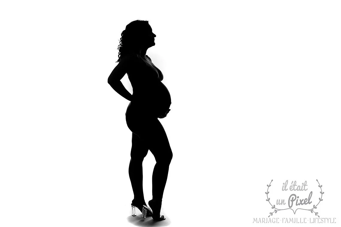 iletaitunpixel-jeremie-sangare-photographe-fine-art-seance-photo-grossesse-shooting-artistique-enceinte-studio-yvelines-cergy-lidm_025-1140px.jpg