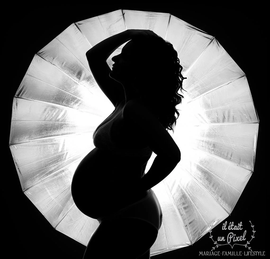 iletaitunpixel-jeremie-sangare-photographe-fine-art-seance-photo-grossesse-shooting-artistique-enceinte-studio-yvelines-cergy-lidm_023-1140px.jpg