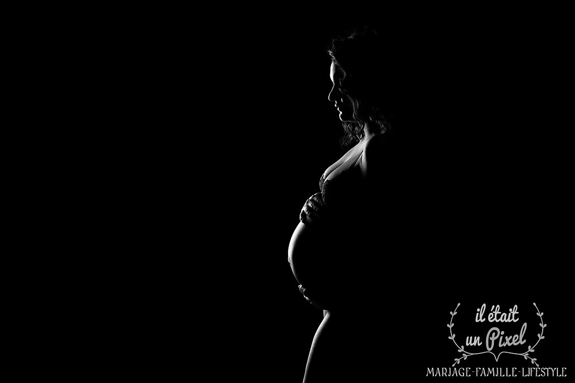 iletaitunpixel-jeremie-sangare-photographe-fine-art-seance-photo-grossesse-shooting-artistique-enceinte-studio-yvelines-cergy-lidm_049-1140px.jpg
