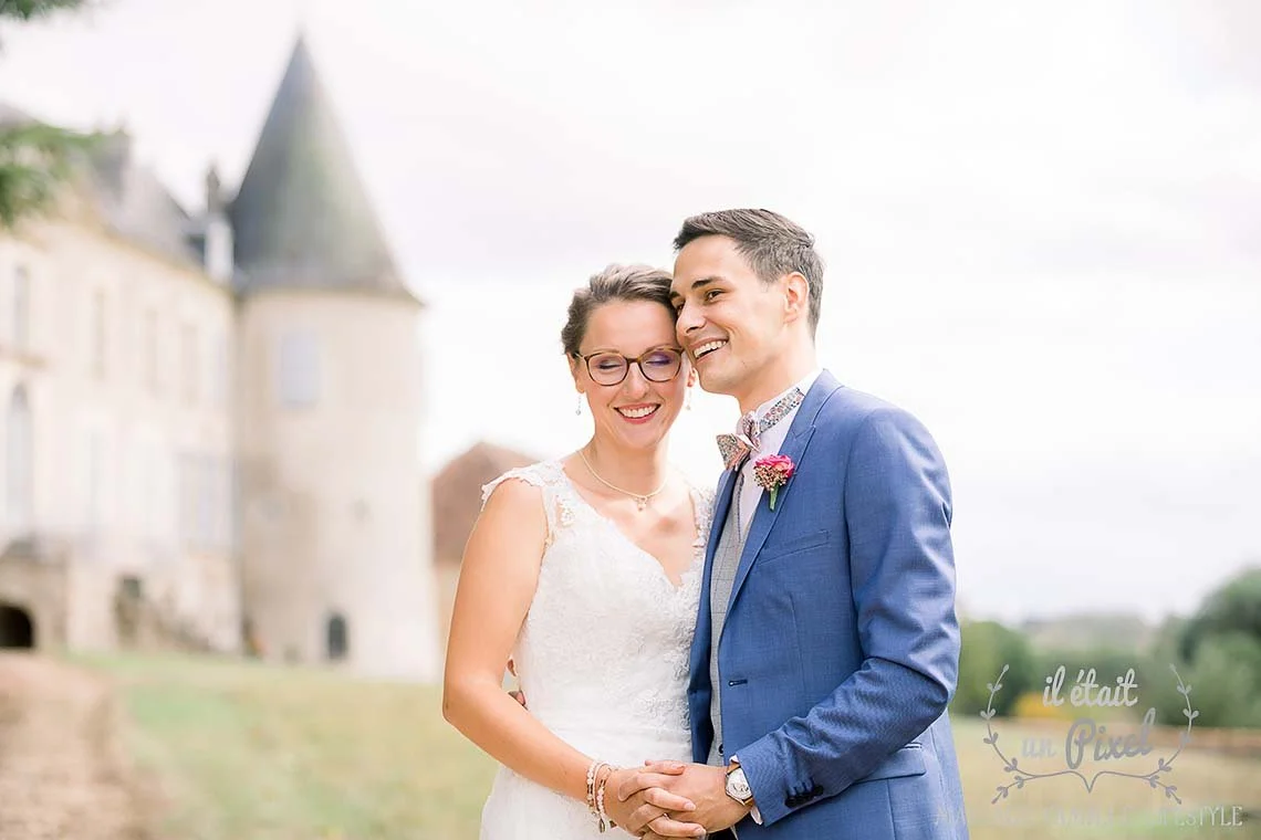 iletaitunpixel-jeremie-sangare-destination-wedding-elopement-photographer-filmmaker-french-castle-chateau-beaujeu-nljym_0247-1140px.jpg