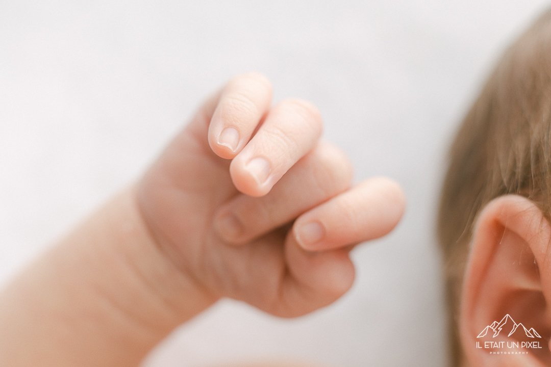 iletaitunpixel-jeremie-sangare-seance-photo-naissance-lifestyle-studio-les-sables-d-olonne-vendee-chprms_10-1080px.jpg