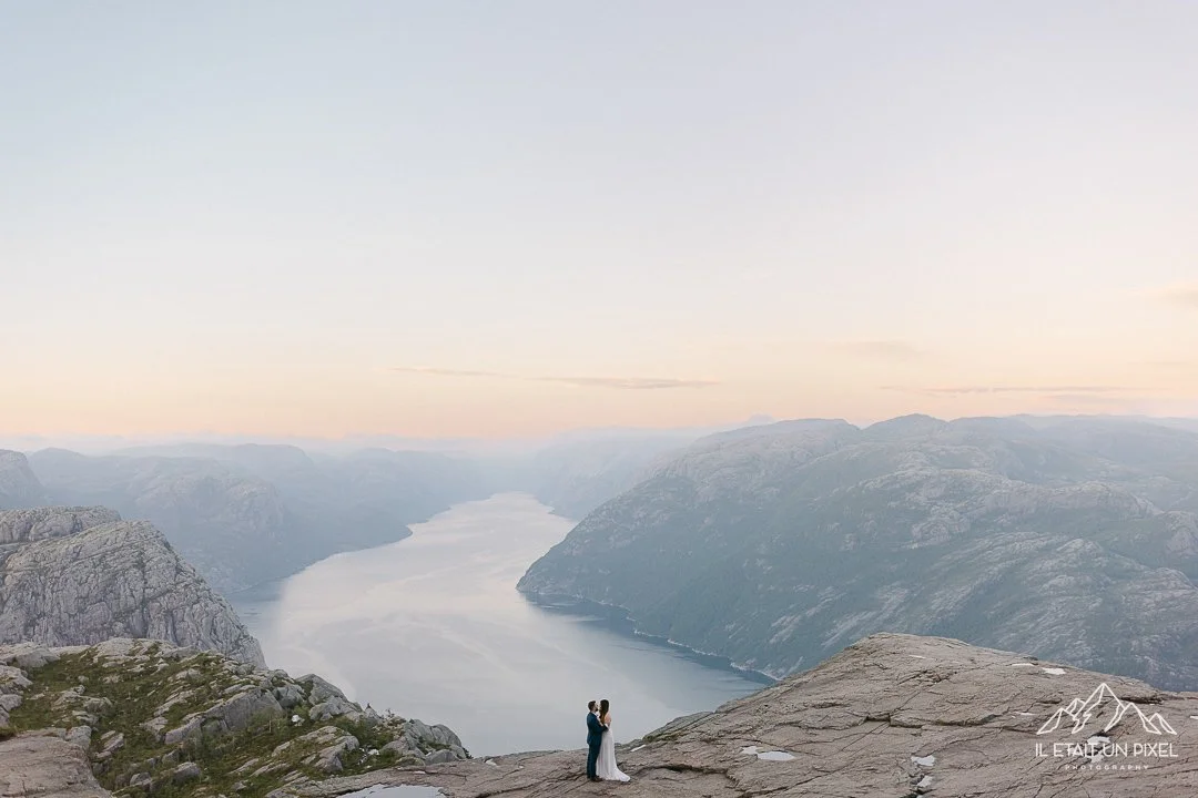 iletaitunpixel-jeremie-sangare-adventure-elopement-wedding-photographer-norway-jobinm_041-1080px.jpg