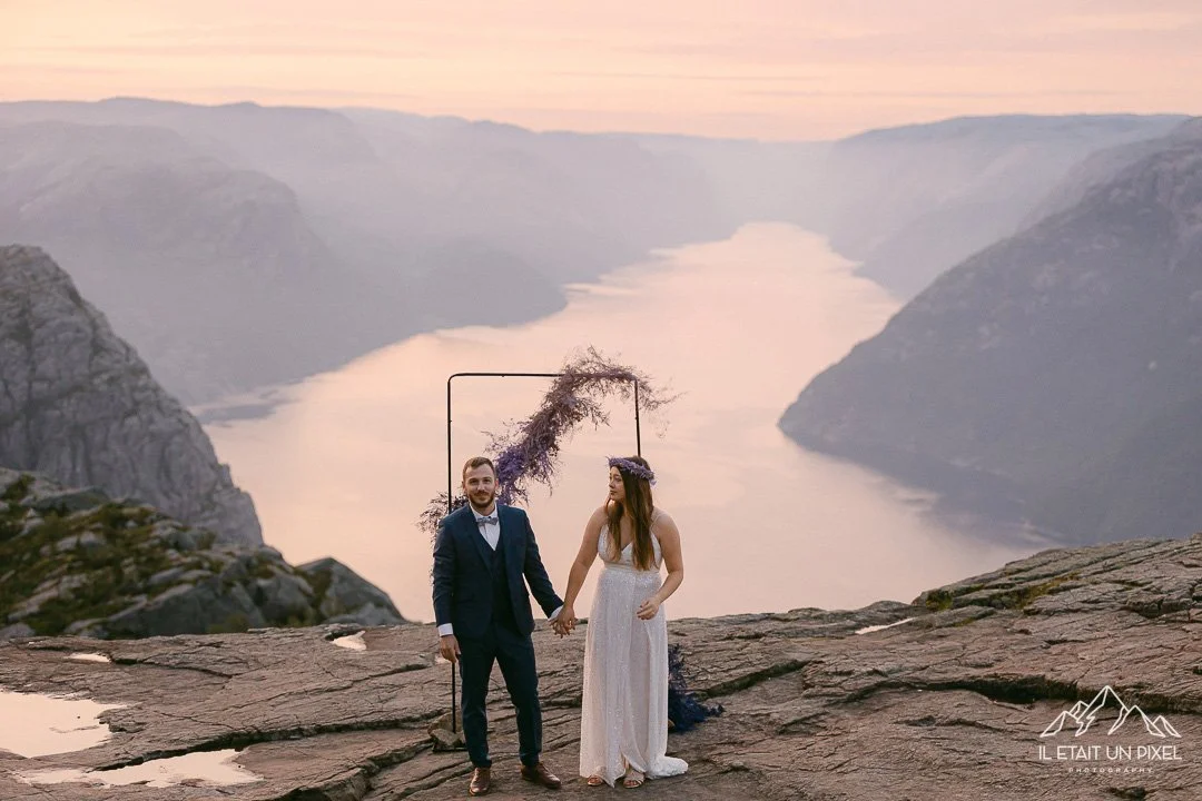 iletaitunpixel-jeremie-sangare-adventure-elopement-wedding-photographer-norway-jobinm_085-1080px.jpg