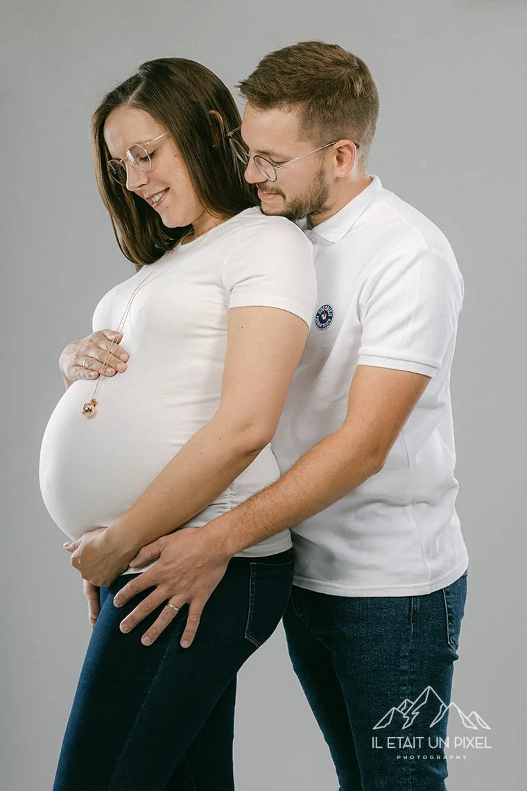 iletaitunpixel-jeremie-sangare-shooting-grossesse-artistique-studio-les-sables-d-olonne-vendee-mnqnht_10-1140px.jpg