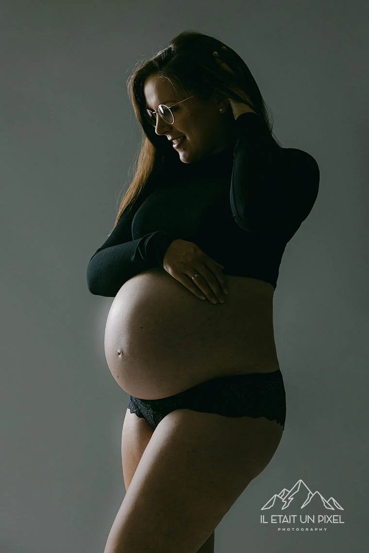 iletaitunpixel-jeremie-sangare-shooting-grossesse-artistique-studio-les-sables-d-olonne-vendee-mnqnht_32-1140px.jpg