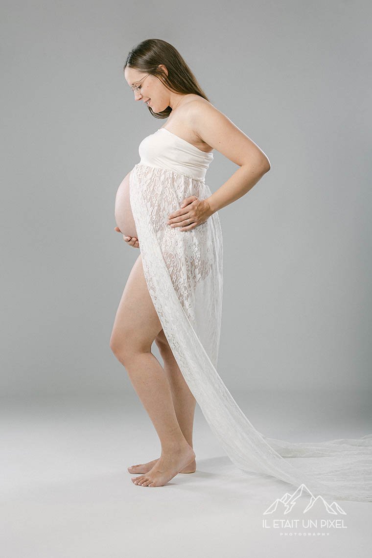iletaitunpixel-jeremie-sangare-shooting-grossesse-artistique-studio-les-sables-d-olonne-vendee-mnqnht_42-1140px.jpg
