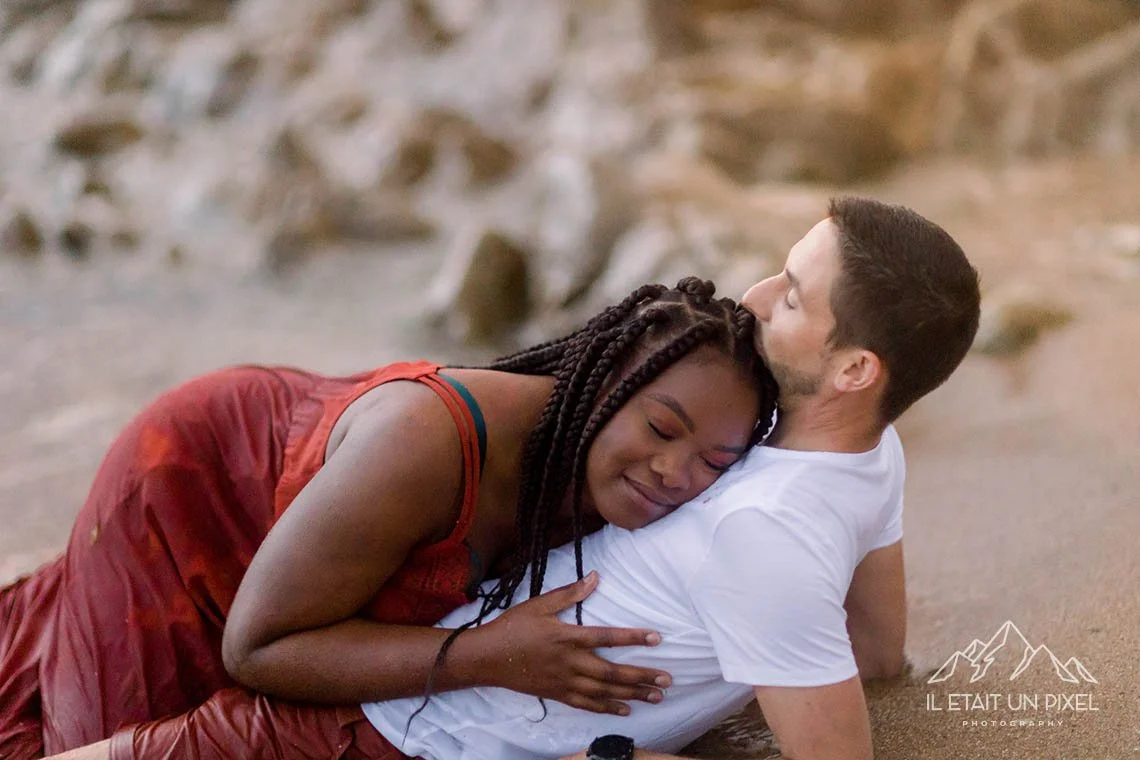 iletaitunpixel-jeremie-sangare-seance-photo-engagement-les-sables-d-olonne-dnagyr_25-1140px.jpg