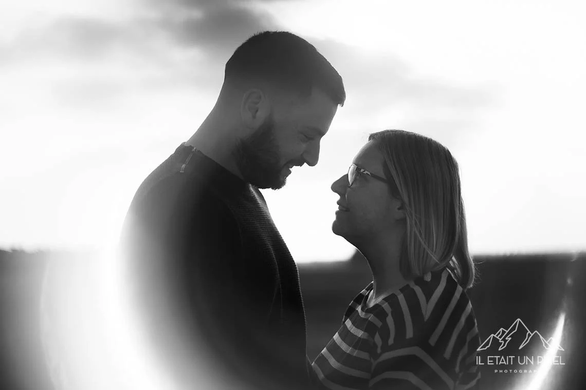 iletaitunpixel-jeremie-sangare-seance-photo-engagement-la-rochelle-ile-de-re-anhsjn_16-1140px.jpg