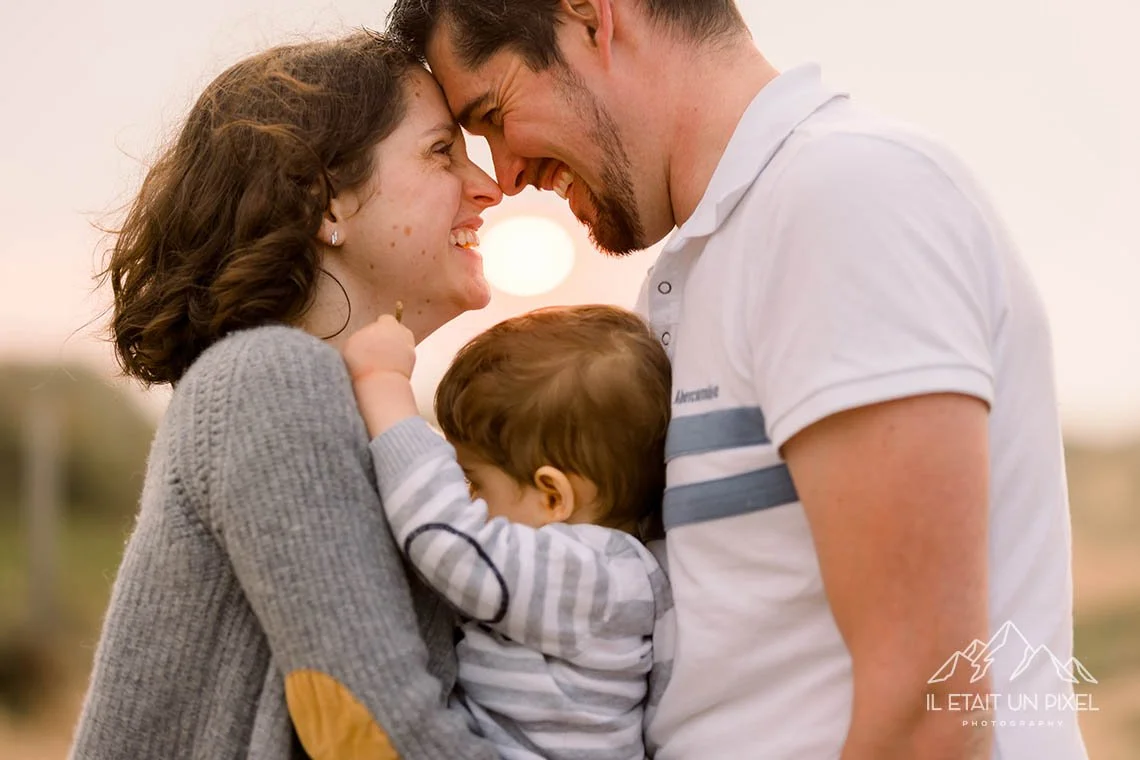 iletaitunpixel-jeremie-sangare-seance-photo-famille-lifestyle-vendee-plage-sauveterre-chnnal_57-1140px.jpg