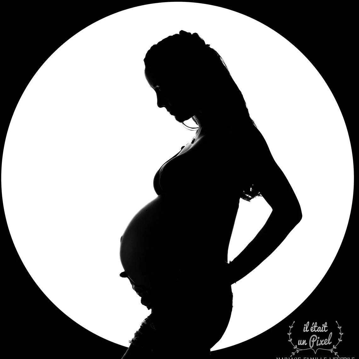 iletaitunpixel-jeremie-sangare-shooting-grossesse-artistique-studio-les-sables-d-olonne-vendee-mgnths_38-1140px.jpg