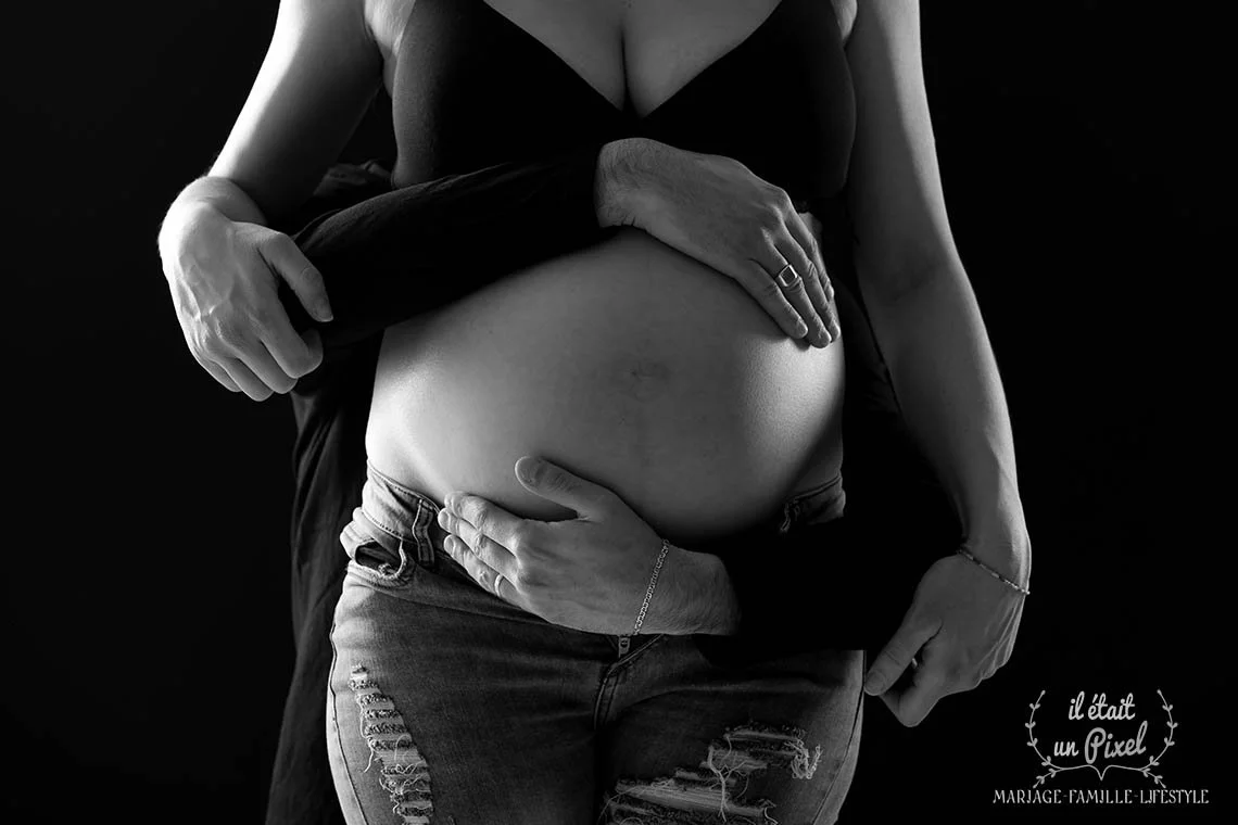 iletaitunpixel-jeremie-sangare-shooting-grossesse-artistique-studio-les-sables-d-olonne-vendee-mgnths_50-1140px.jpg