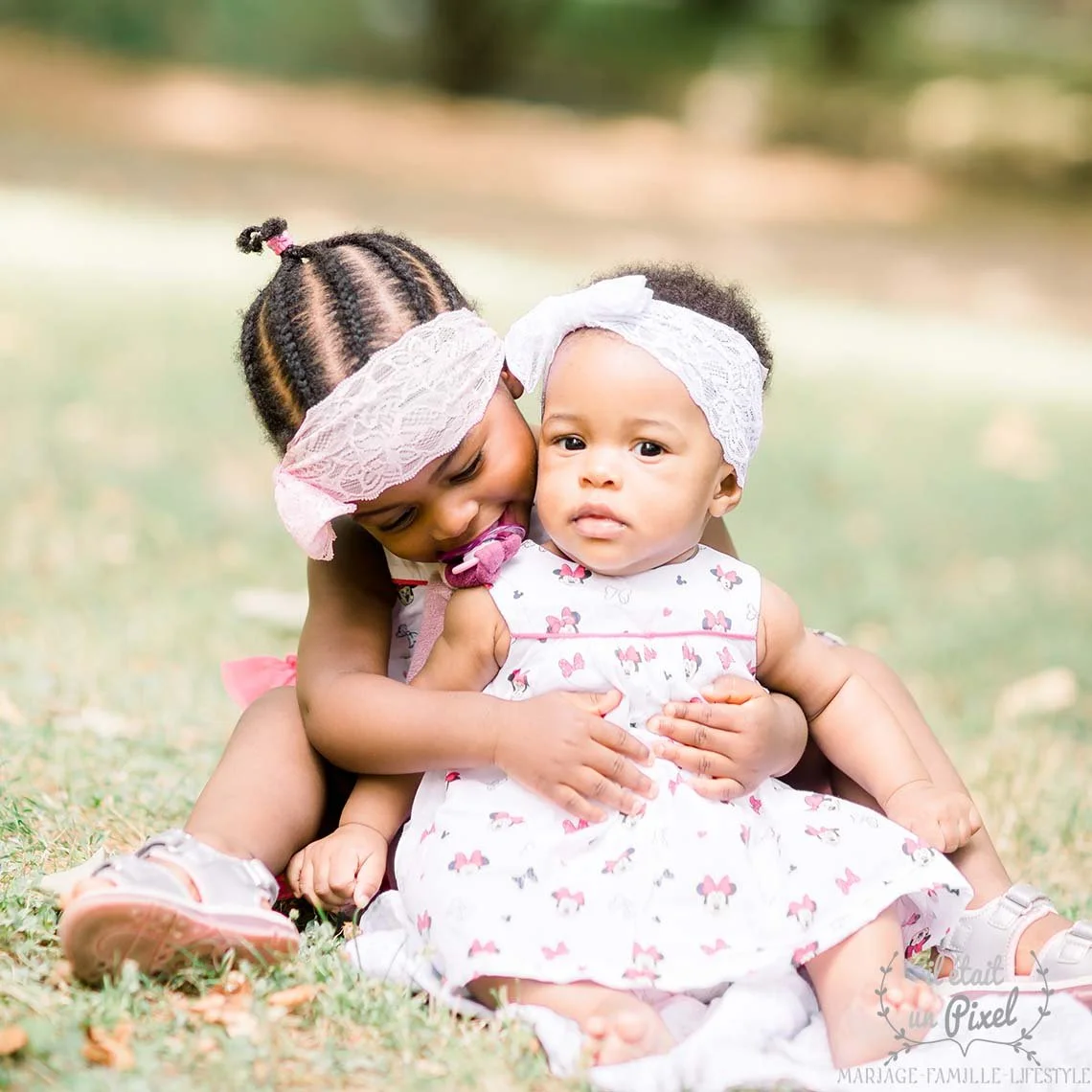 iletaitunpixel-jeremie-sangare-seance-photo-famille-lifestyle-shooting-enfants-poissy-parc-meissonier_20-1140px.jpg