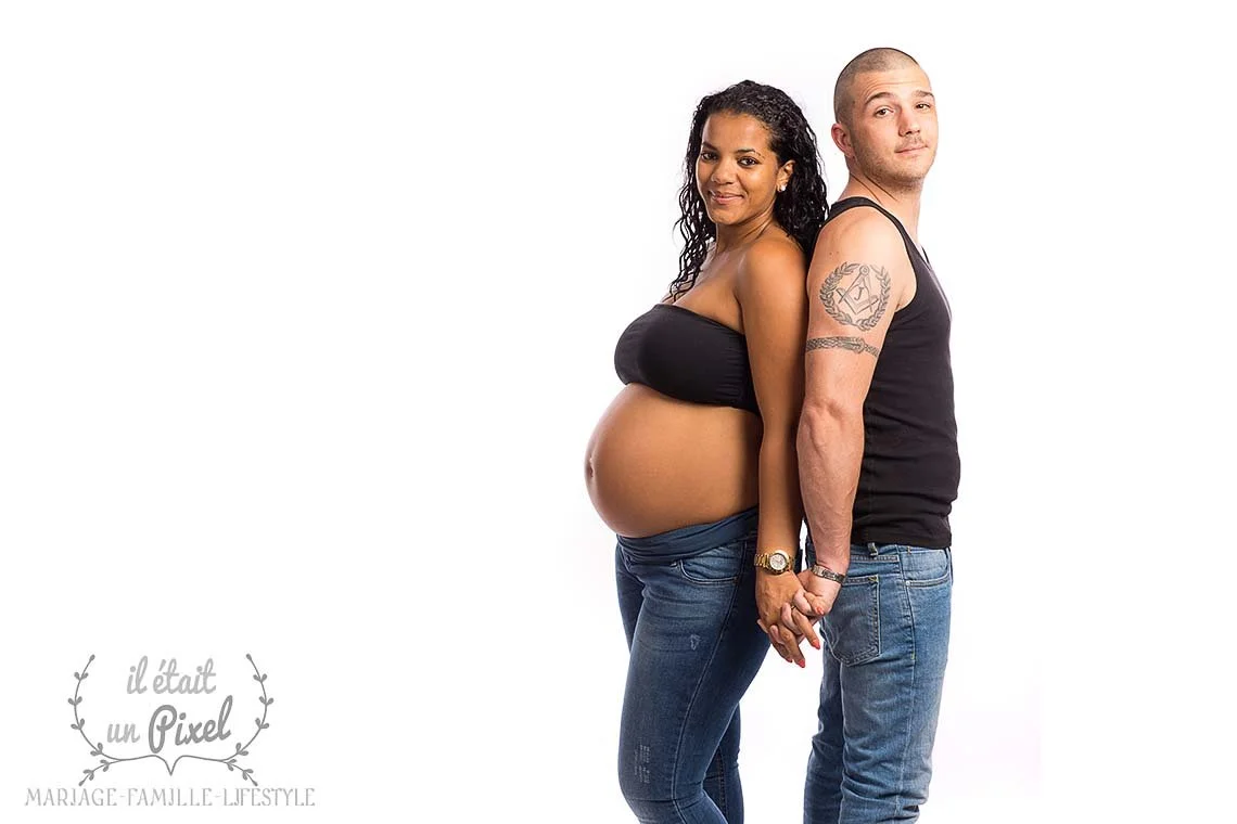 Séance photo de grossesse en famille pour Catherine