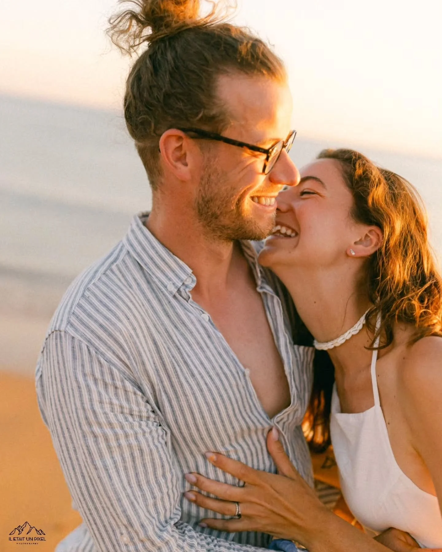 Someone told me yesterday that I don't post lifestyle sessions anymore, and I checked, last time I did post one was two years ago indeed, even though I shoot these all the time 🙃
So here is one from a few months ago with the lovely MC&amp;D from Bel