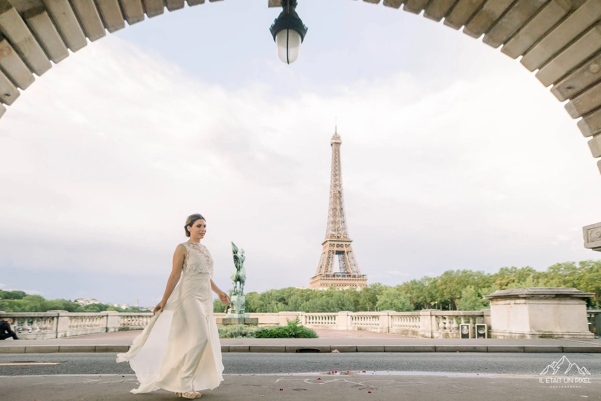 iletaitunpixel-jeremie-sangare-destination-luxury-elopement-and-wedding-photographer-france-paris-provence-lavender-m090-pf41-114-1920px.jpg