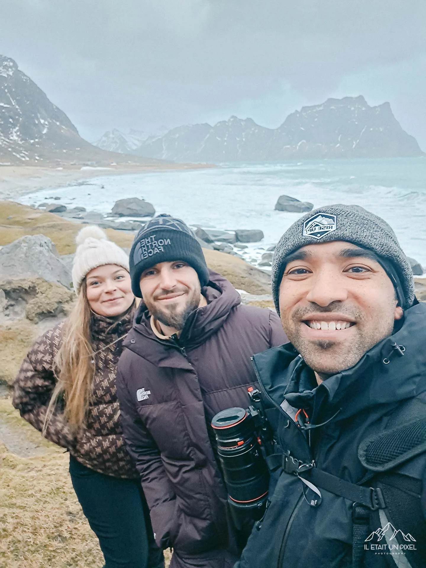 iletaitunpixel-jeremie-sangare-destination-adventure-elopement-and-wedding-photographer-france-italy-norway-lofoten-northern-lights-m153-pf61-086-1920px.jpg