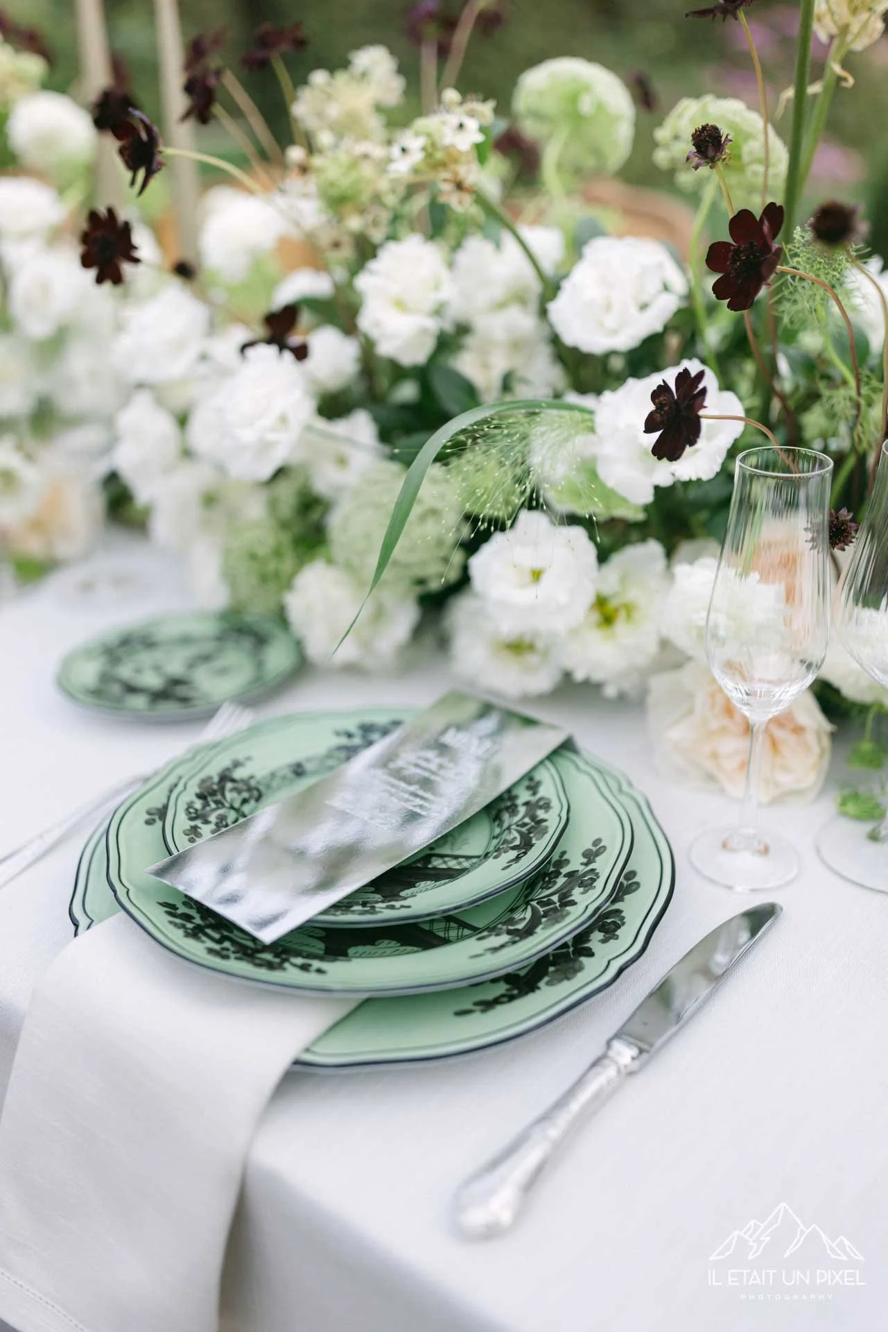 Detail photography for editorial weddings