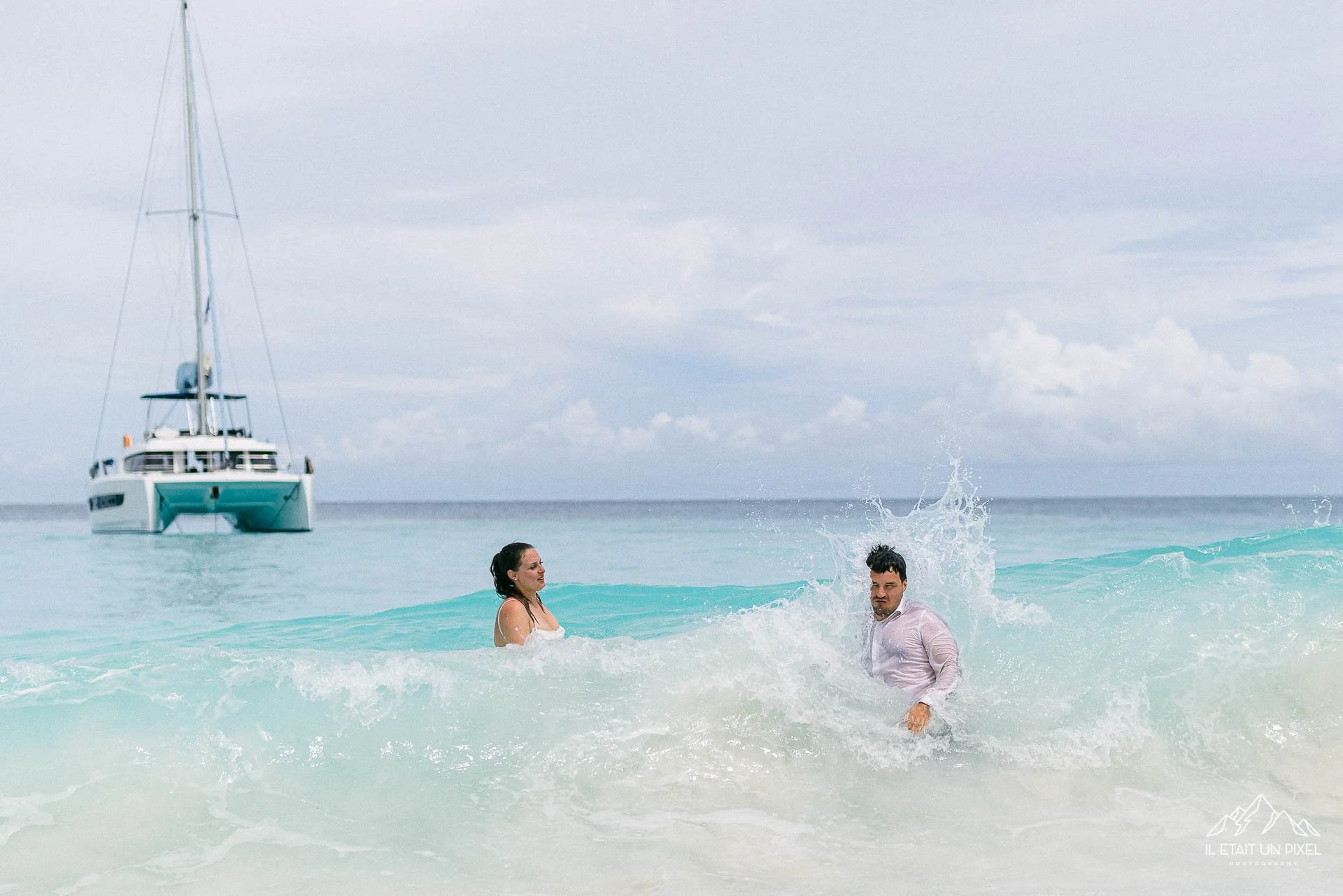 iletaitunpixel-jeremie-sangare-destination-adventure-elopement-wedding-and-honeymoon-photographer-seychelles-underwater-m169-pf61-331-1920px.jpg