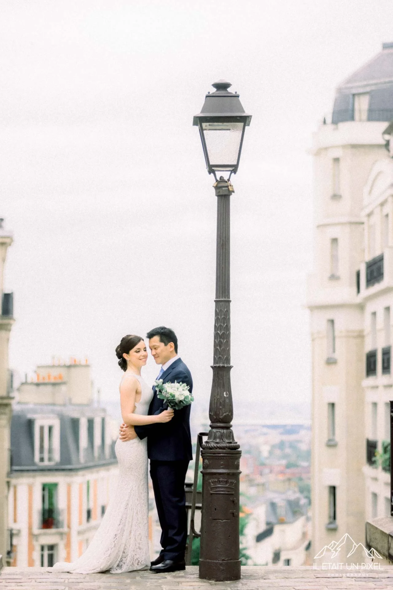 iletaitunpixel-jeremie-photographe-mariage-fine-art-vendee-nantes-paris-reportage-intimiste-montmartre-ciel-de-paris-aljnhtas_274-1920px.jpg
