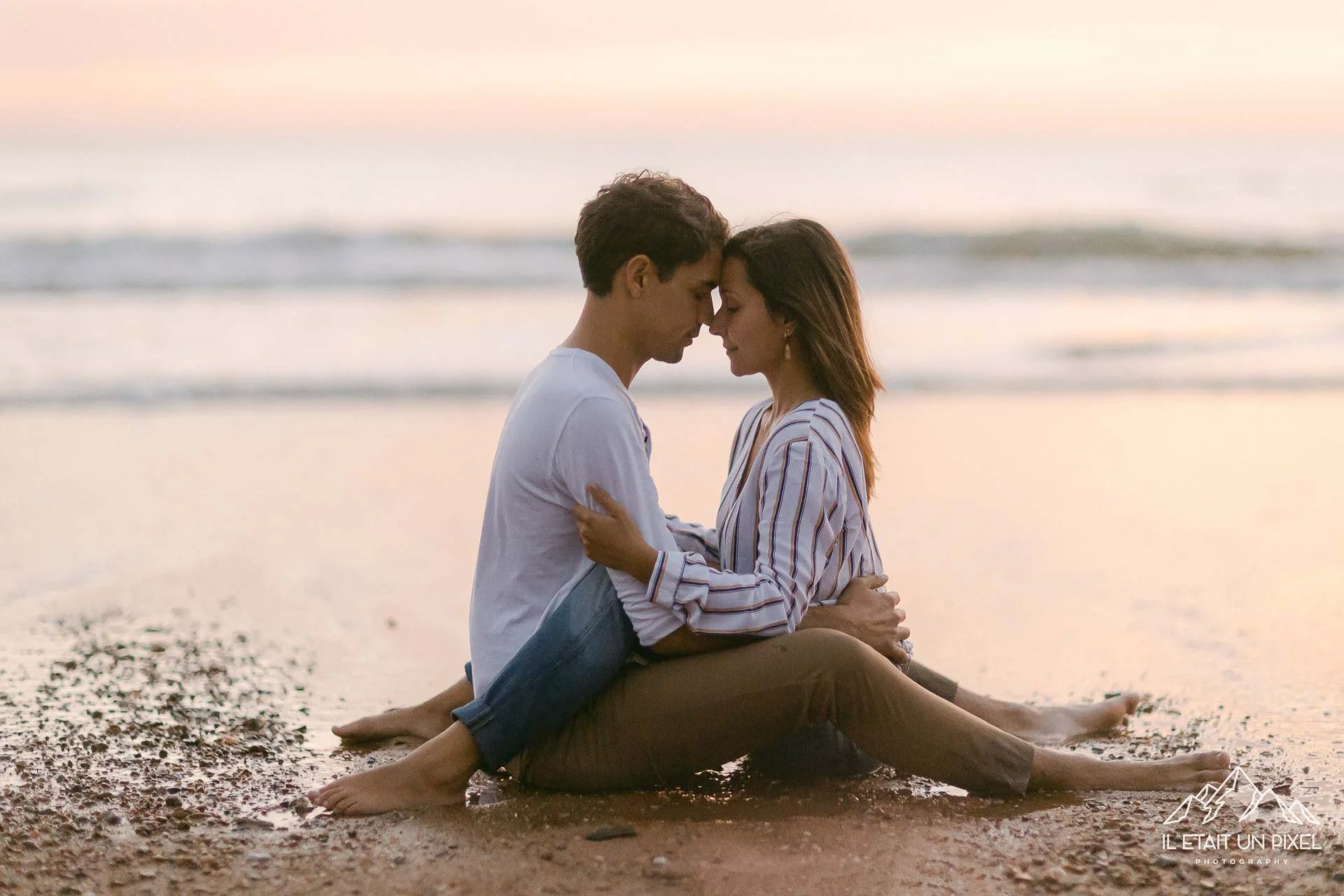 iletaitunpixel-jeremie-sangare-seance-engagement-couple-vendee-sables-olonne-lclcrt_98-1920px.jpg