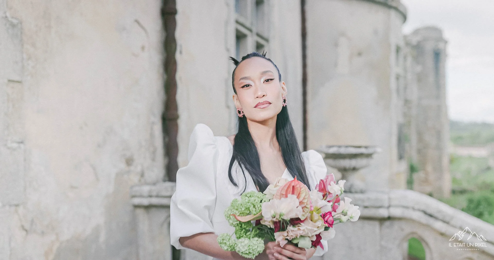 iletaitunpixel-jeremie-sangare-editorial-chateau-flocelliere-lula-sposa-hip-hip-hip-hourra-m172-pf44-169-1920px.jpg