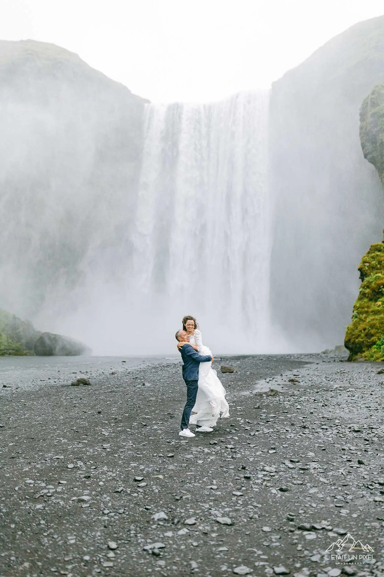 iletaitunpixel-jeremie-sangare-adventure-elopement-photographer-iceland-vik-black-sand-beach-m122-pf139-139-1920px.jpg