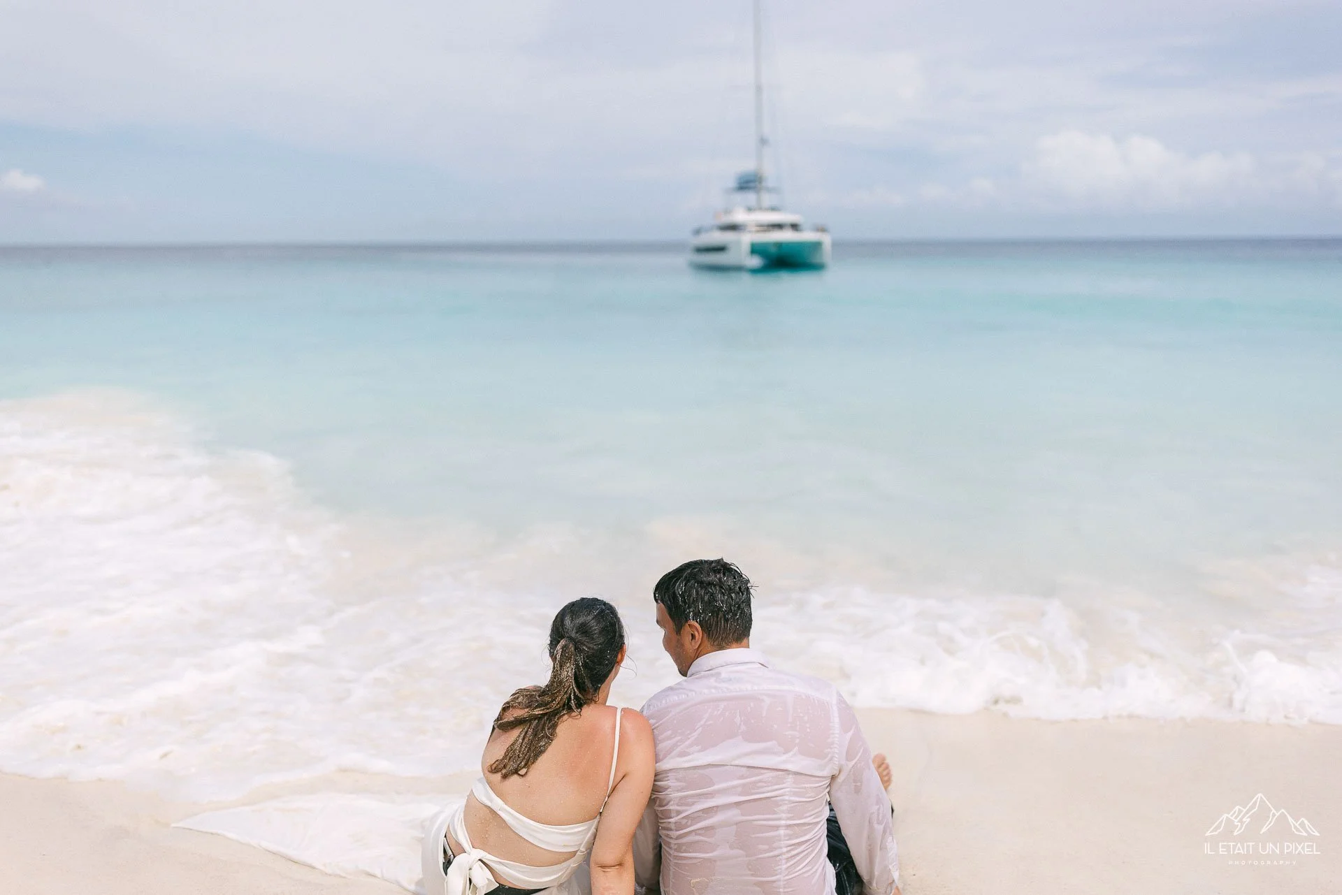 iletaitunpixel-jeremie-sangare-destination-adventure-elopement-wedding-and-honeymoon-photographer-seychelles-underwater-m169-pf73-366-1920px.jpg