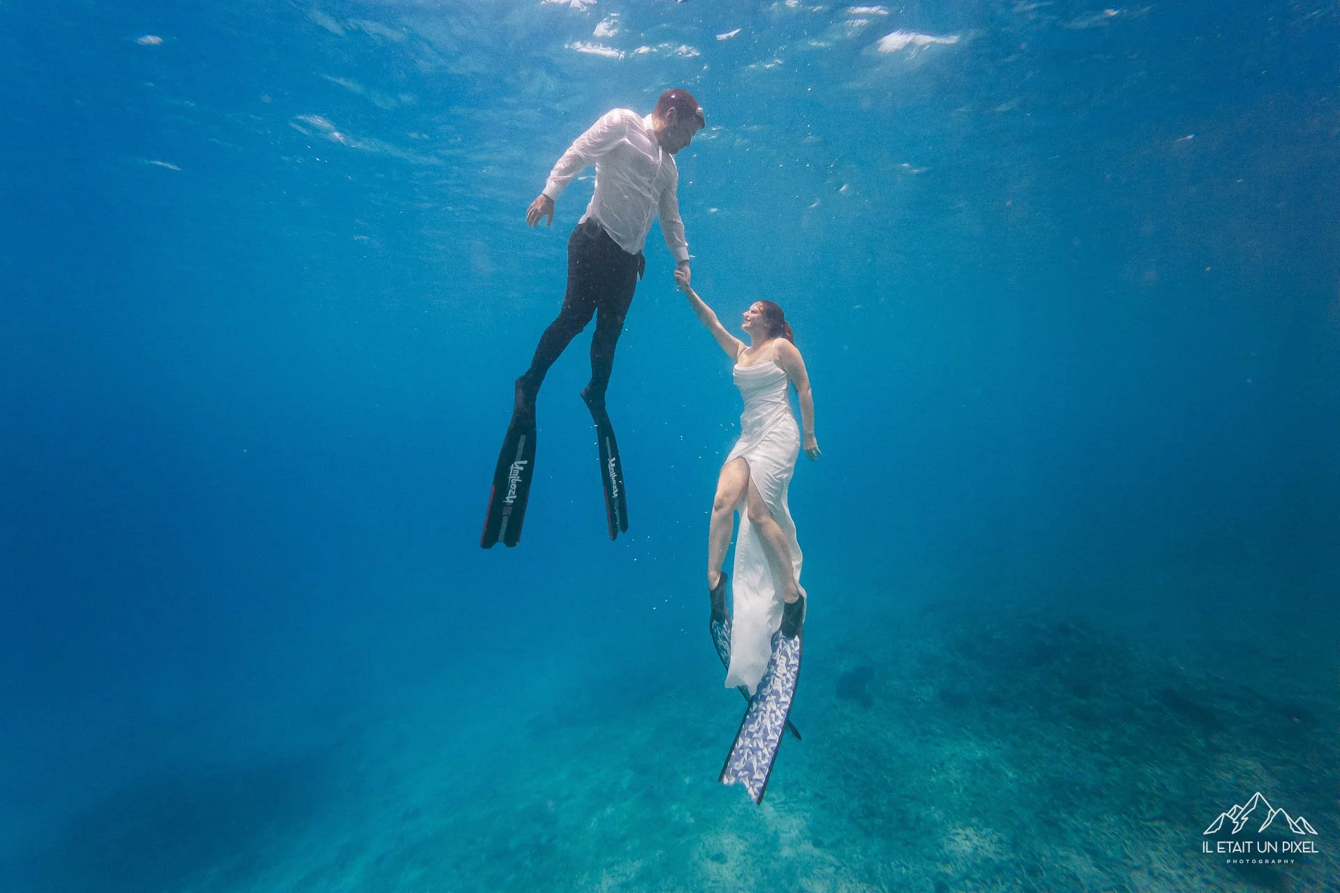 iletaitunpixel-jeremie-sangare-destination-adventure-elopement-wedding-and-honeymoon-photographer-seychelles-underwater-m169-pf56-316-1920px.jpg