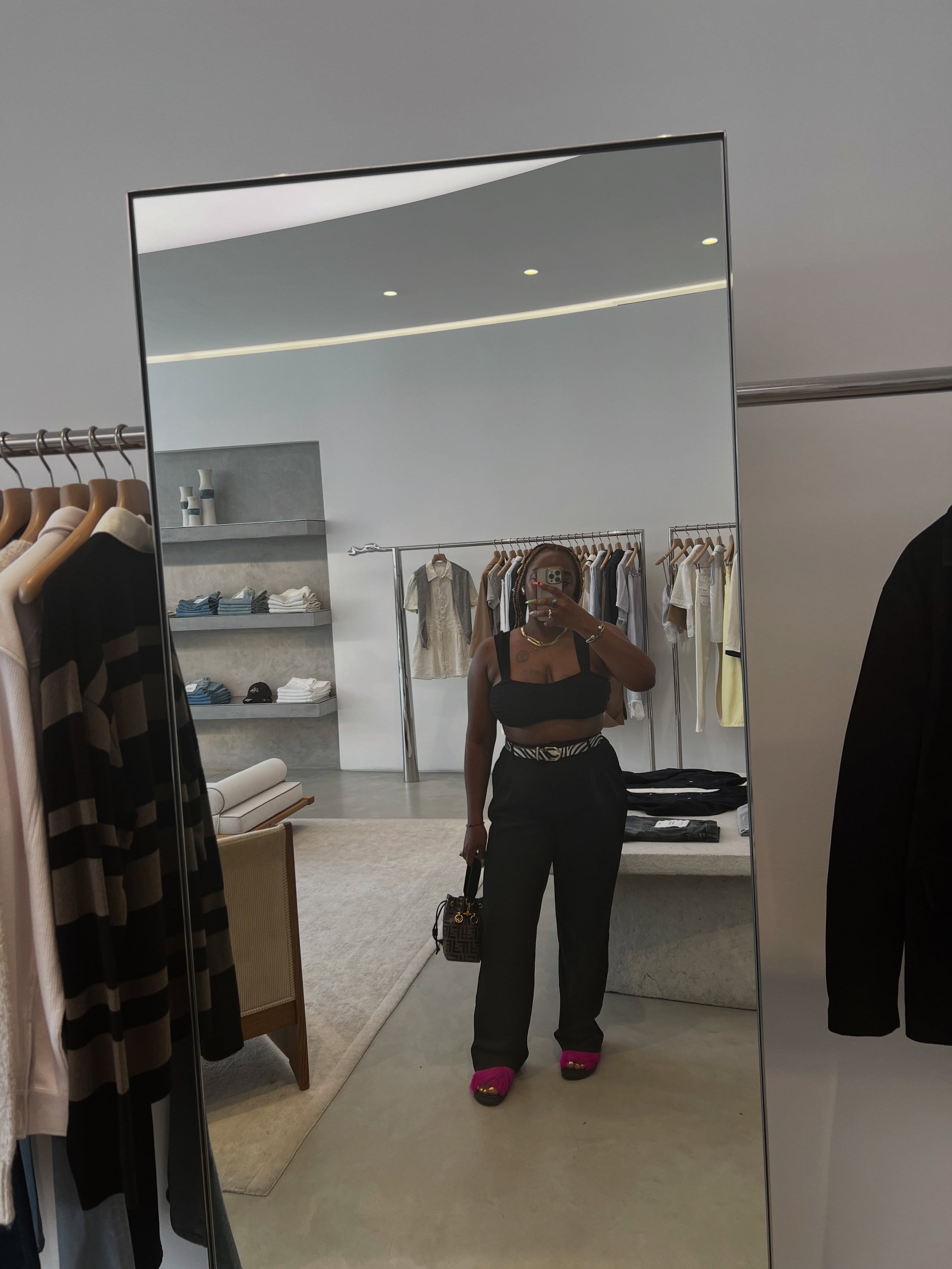 I&rsquo;m intentional about every brand I introduce to my clients. 

Partnerships must align with my work, quality standards, and your experience. 

They should support your style, lifestyle, and how you want to show up. 

That&rsquo;s why I&rsquo;m 