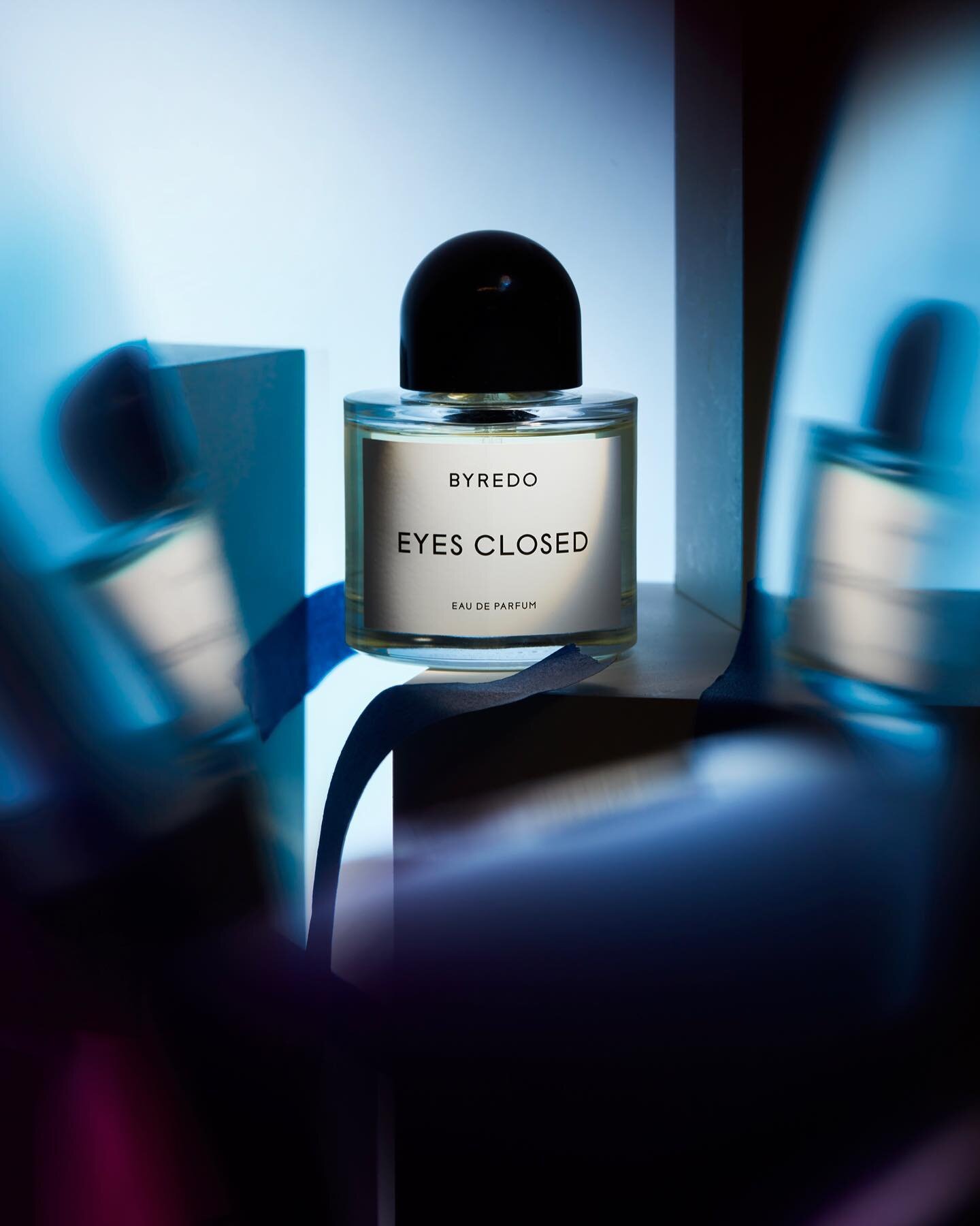 A @officialbyredo in camera test. 
  #beauty #fragrance #iso1200magazine #product #productphotography #matthewbeedle #reflection #grooming