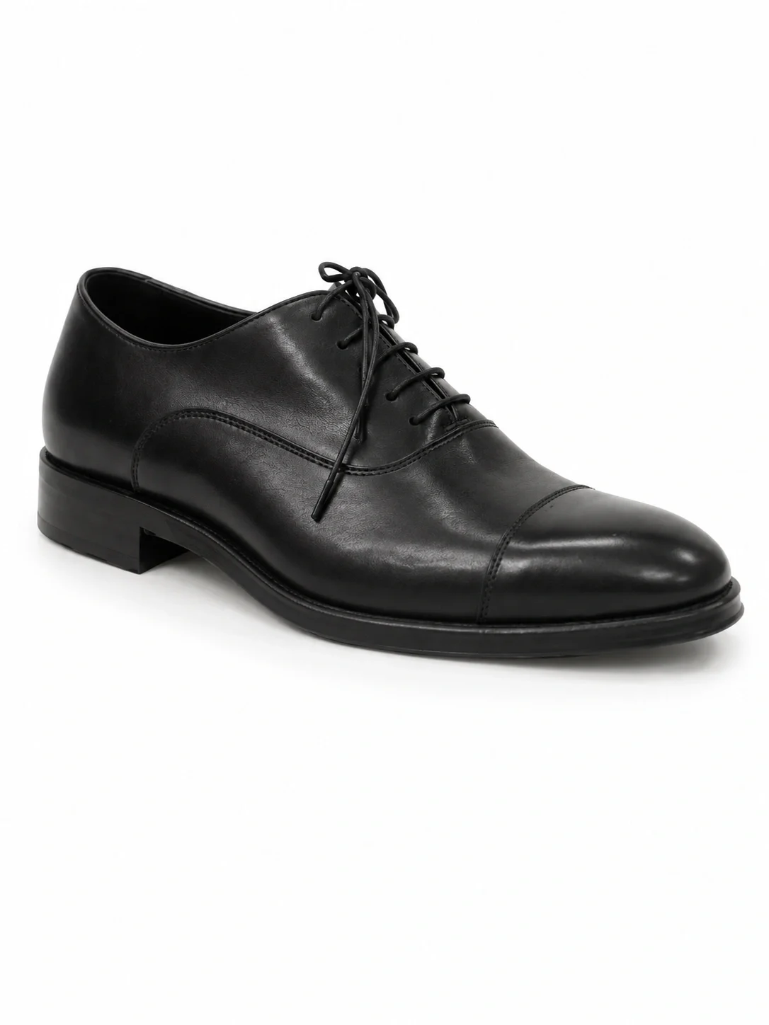 Black leather cap toe Oxford shoes