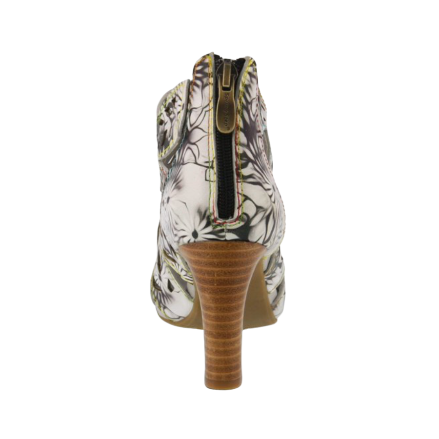 l'artiste amora 1.png