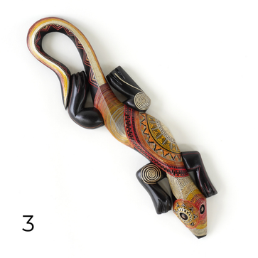 Tamo lizard carving 3.png