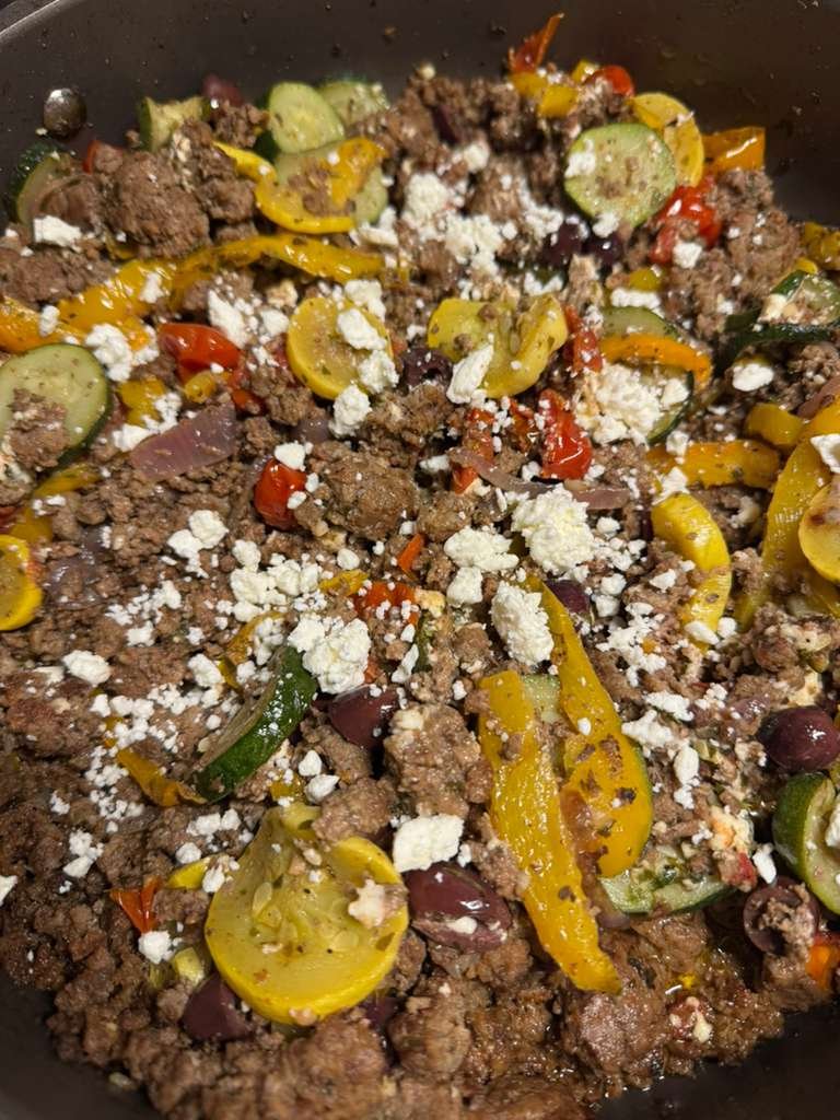 Keto Lady Mediterranean Beef Skillet 